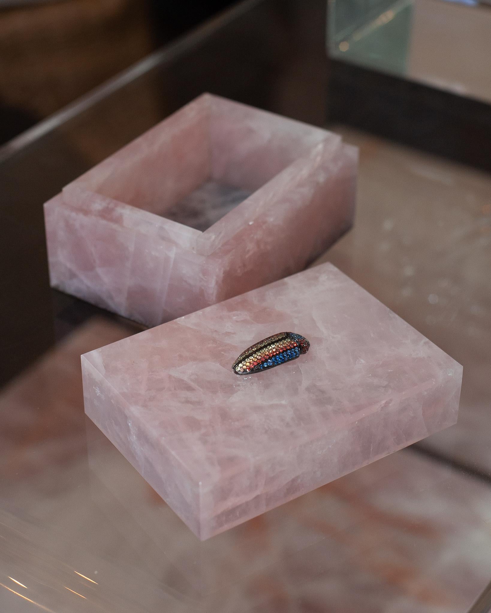 Italian Contemporary Rose Quartz Box with Sapphire Pavé Jewelled Insect
