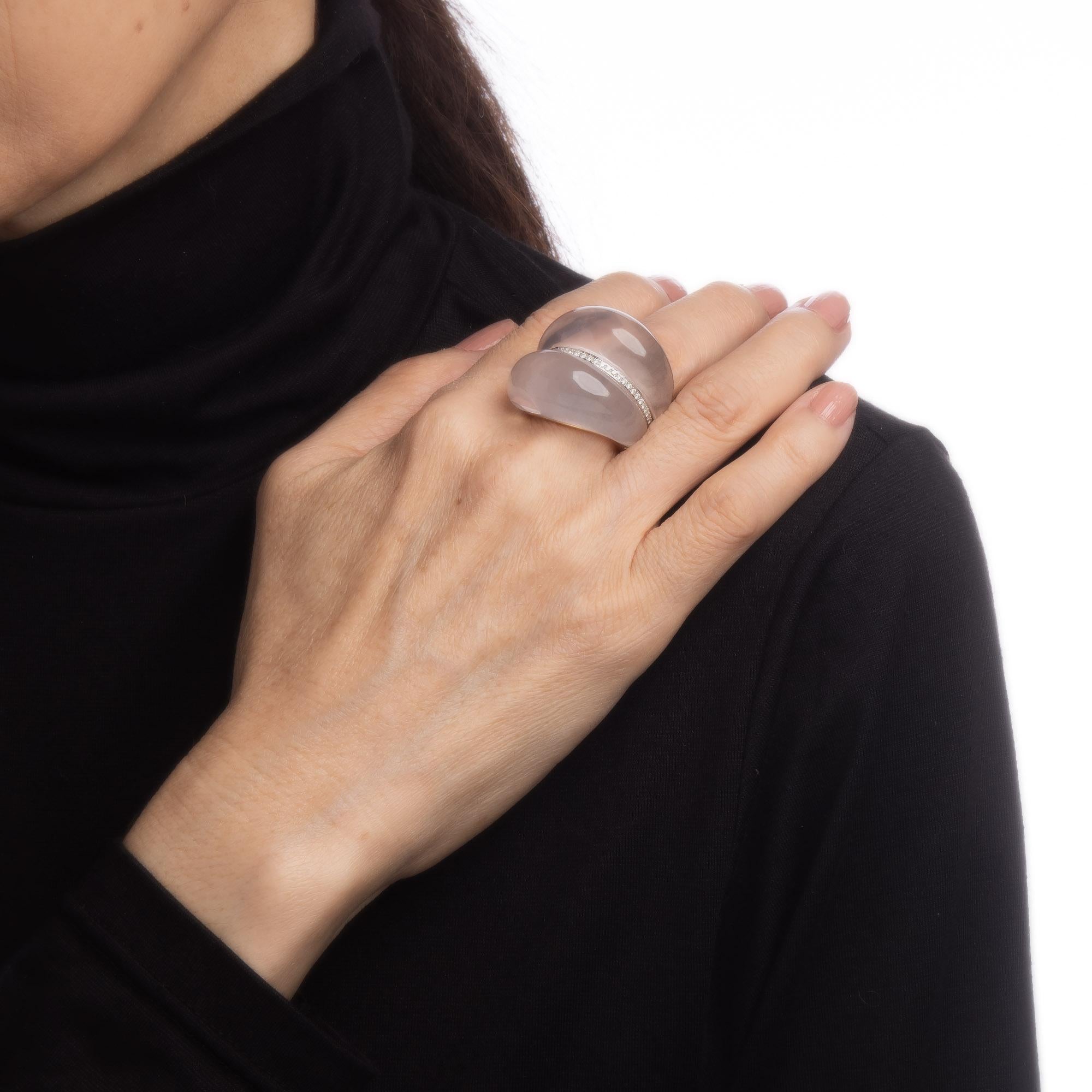 Anillo Contemporáneo de Diamantes de Cuarzo Rosa Estate de Oro Amarillo de 18k Edición Limitada en venta 1
