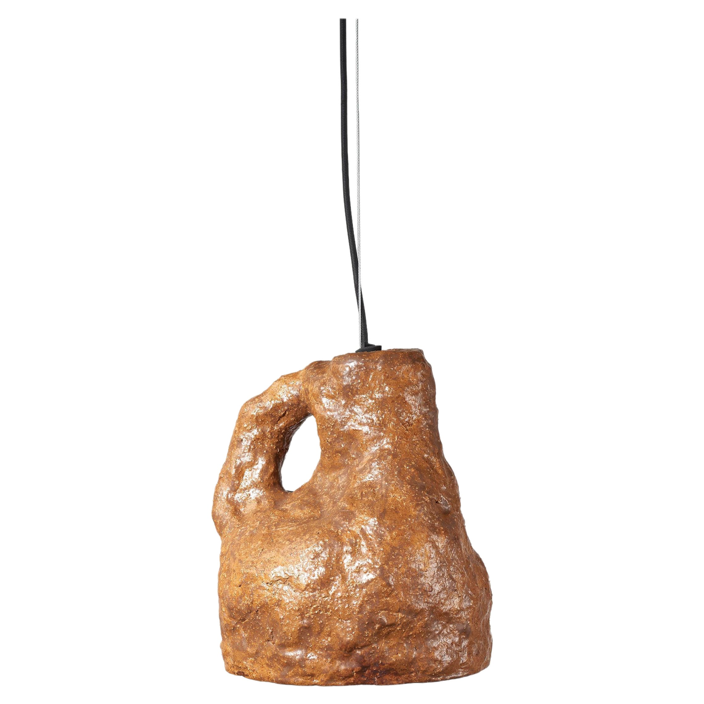 Lampada contemporanea di forma grezza e doppia in ceramica Brown Medium di Willem Van Hooff