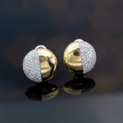 Zeitgenössische runde 3-Karat-Diamant-Pavé-Ohrringe aus Gelb- und Weißgold