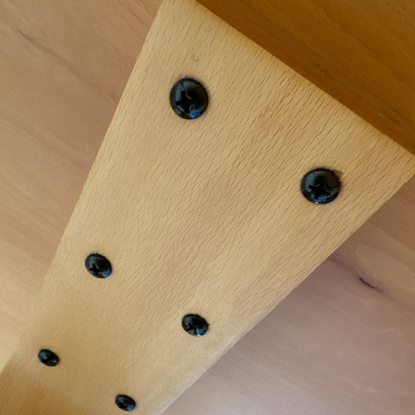 Tavolo da pranzo rotondo in faggio contemporaneo di Benjamin Cherner per Cherner Chair Comp in vendita 3