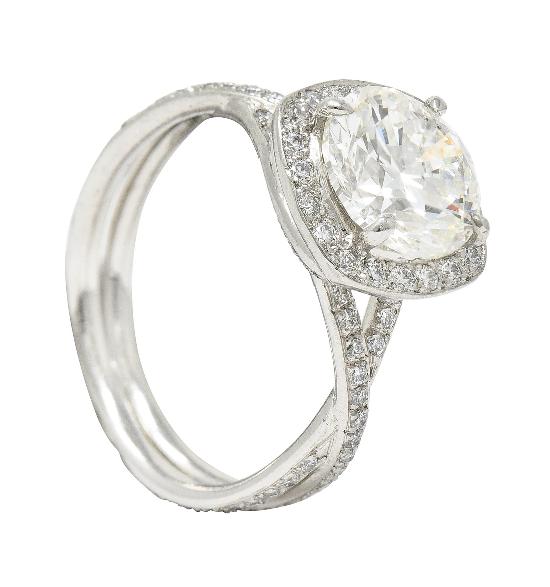 Contemporary Round Brilliant 3.50 Carats Diamond Platinum Halo Engagement Ring G 6