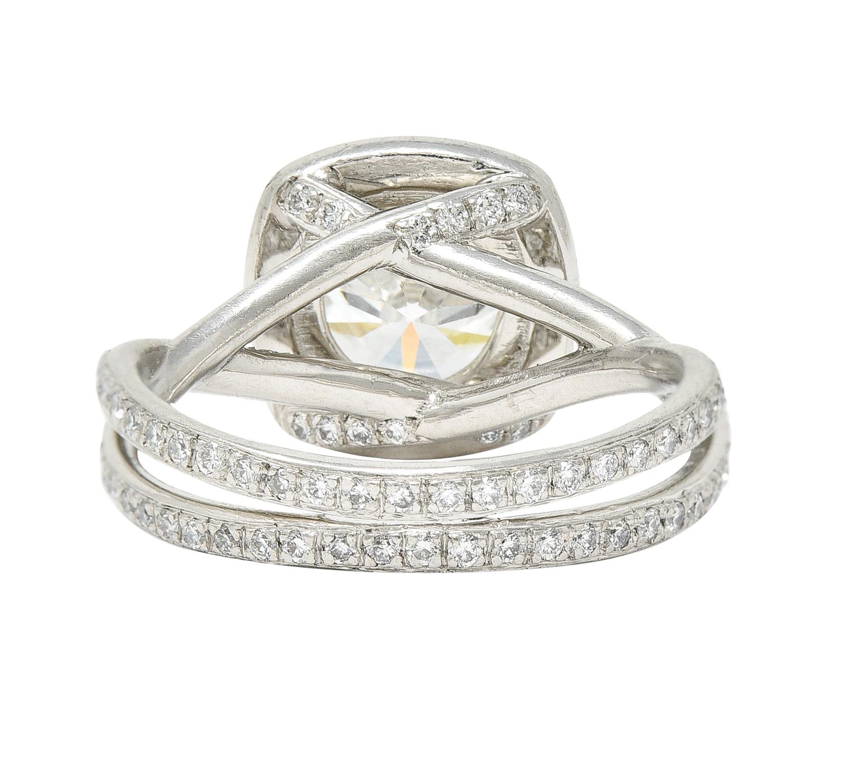 Women's or Men's Contemporary Round Brilliant 3.50 Carats Diamond Platinum Halo Engagement Ring G