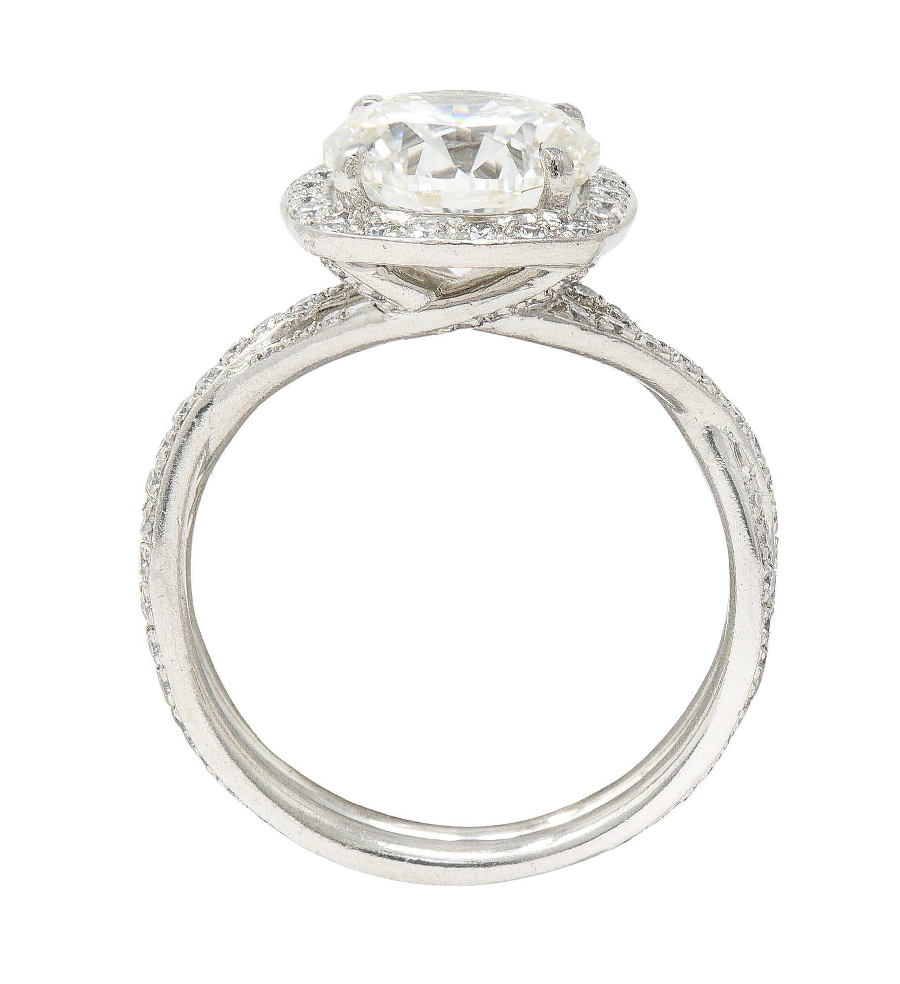 Contemporary Round Brilliant 3.50 Carats Diamond Platinum Halo Engagement Ring G 4