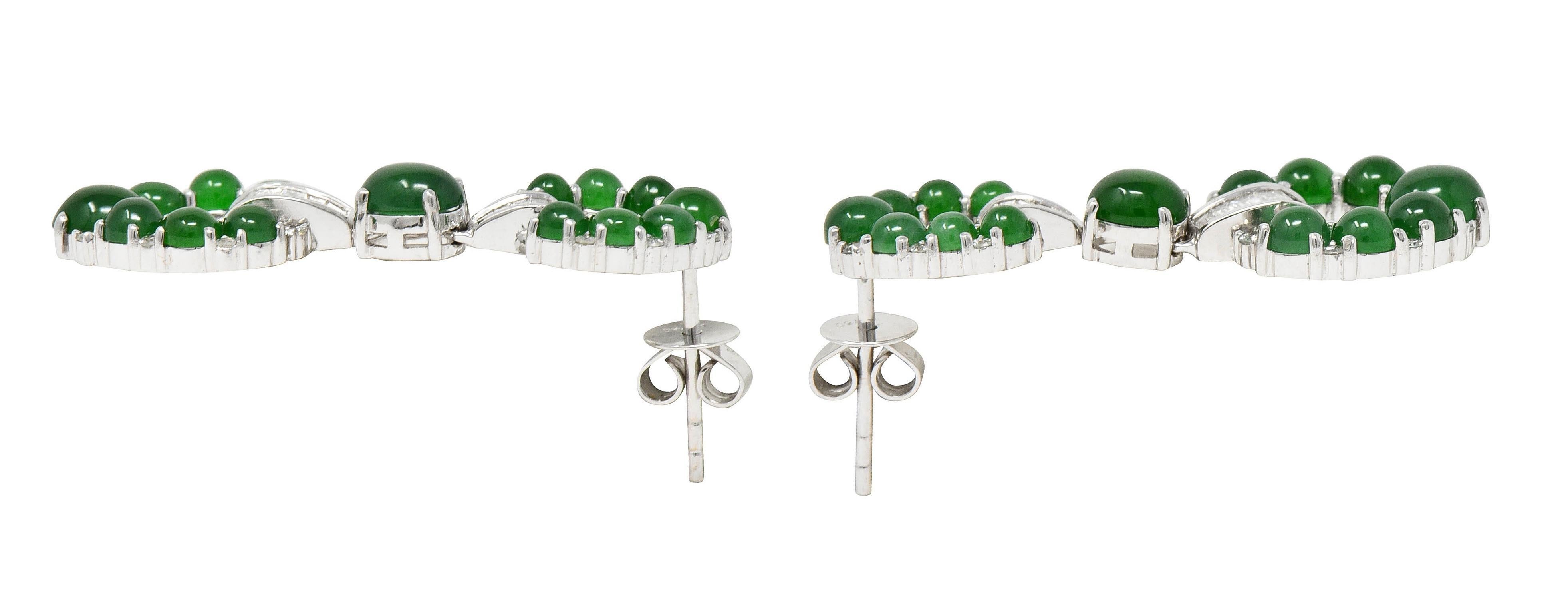 Contemporary Round Brilliant Cut Diamond Jade 18 Karat White Gold Drop Earrings For Sale 2