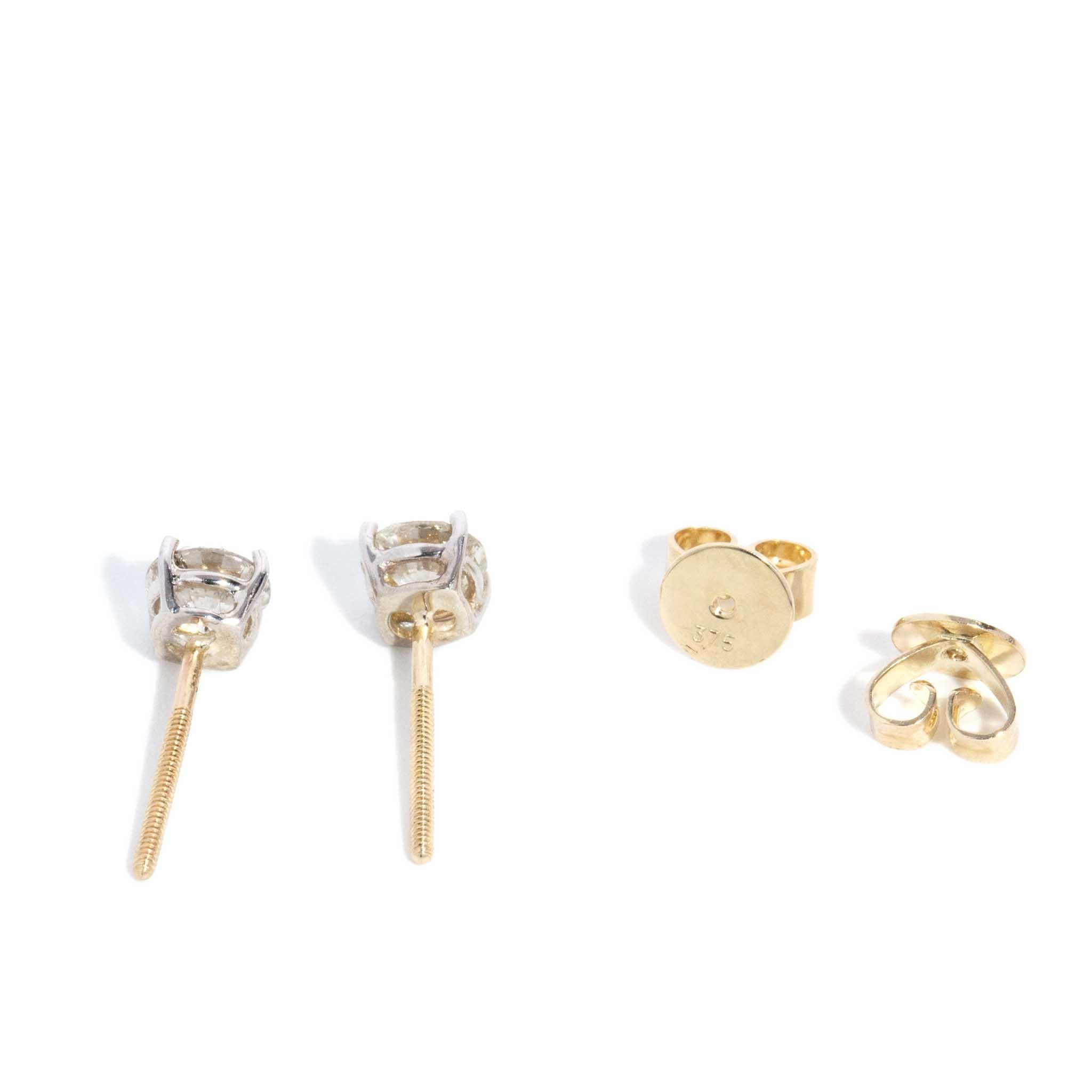 Contemporary Round Brilliant Cut Diamond Stud Style Earrings 9 Carat Yellow Gold For Sale 3