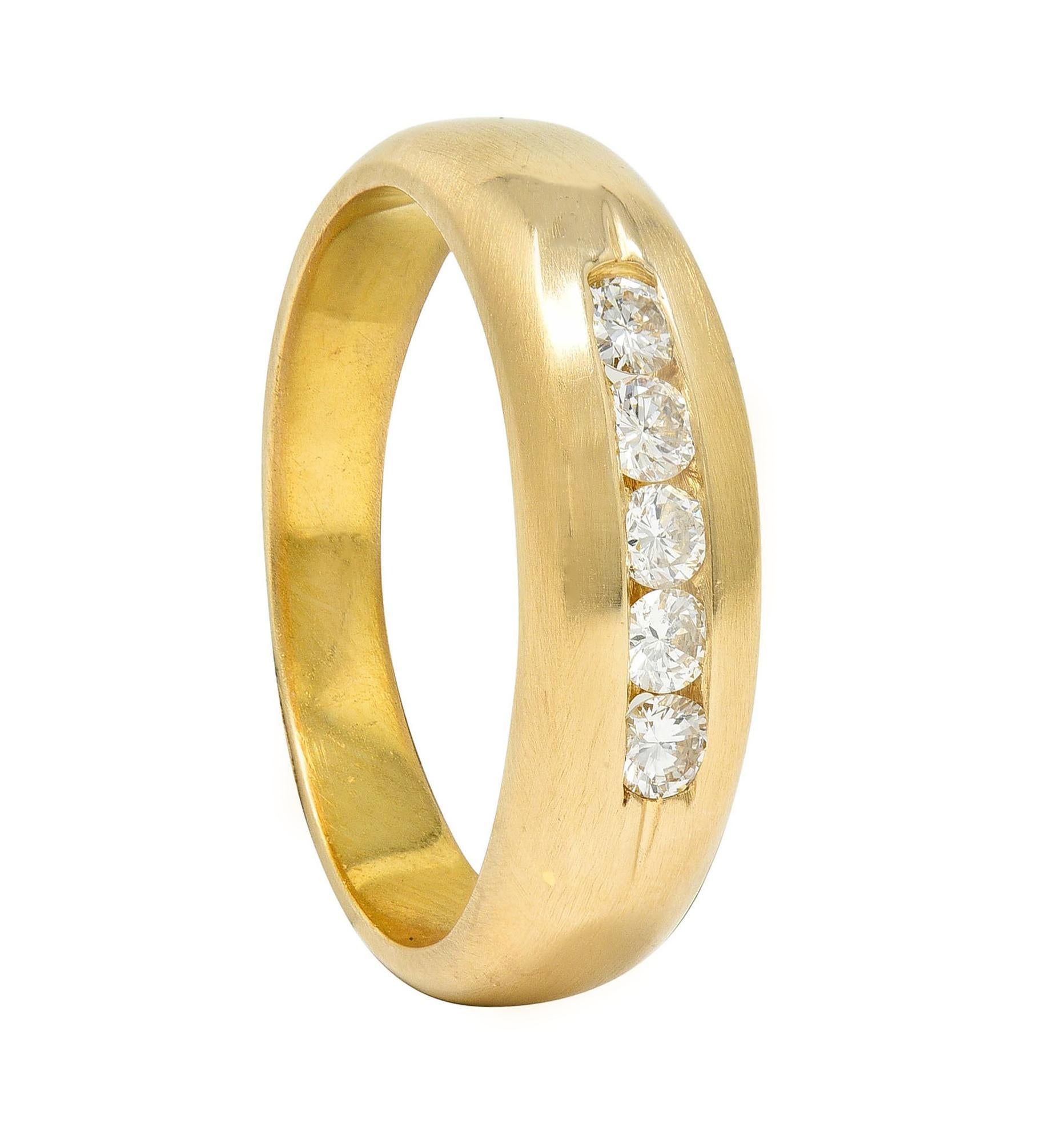 Contemporary Round Brilliant Diamond 14 Karat Yellow Gold Channel Set Band Ring For Sale 4