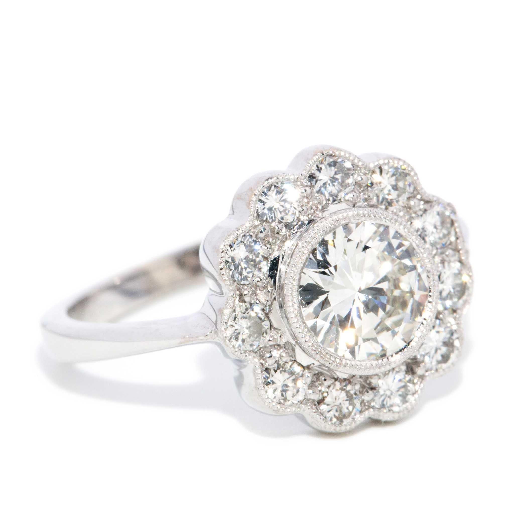 Women's Contemporary Round Brilliant Diamond Flower Cluster Ring 18 Carat White Gold For Sale