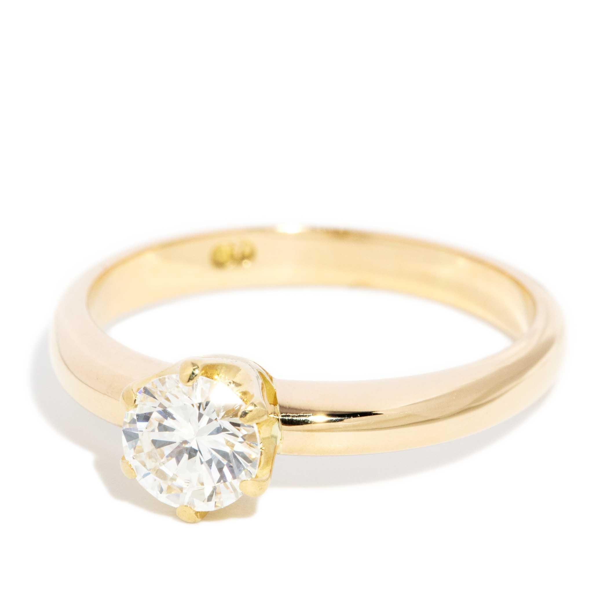Women's Contemporary Round  Brilliant Diamond Solitaire Ring 18 Carat Yellow Gold For Sale
