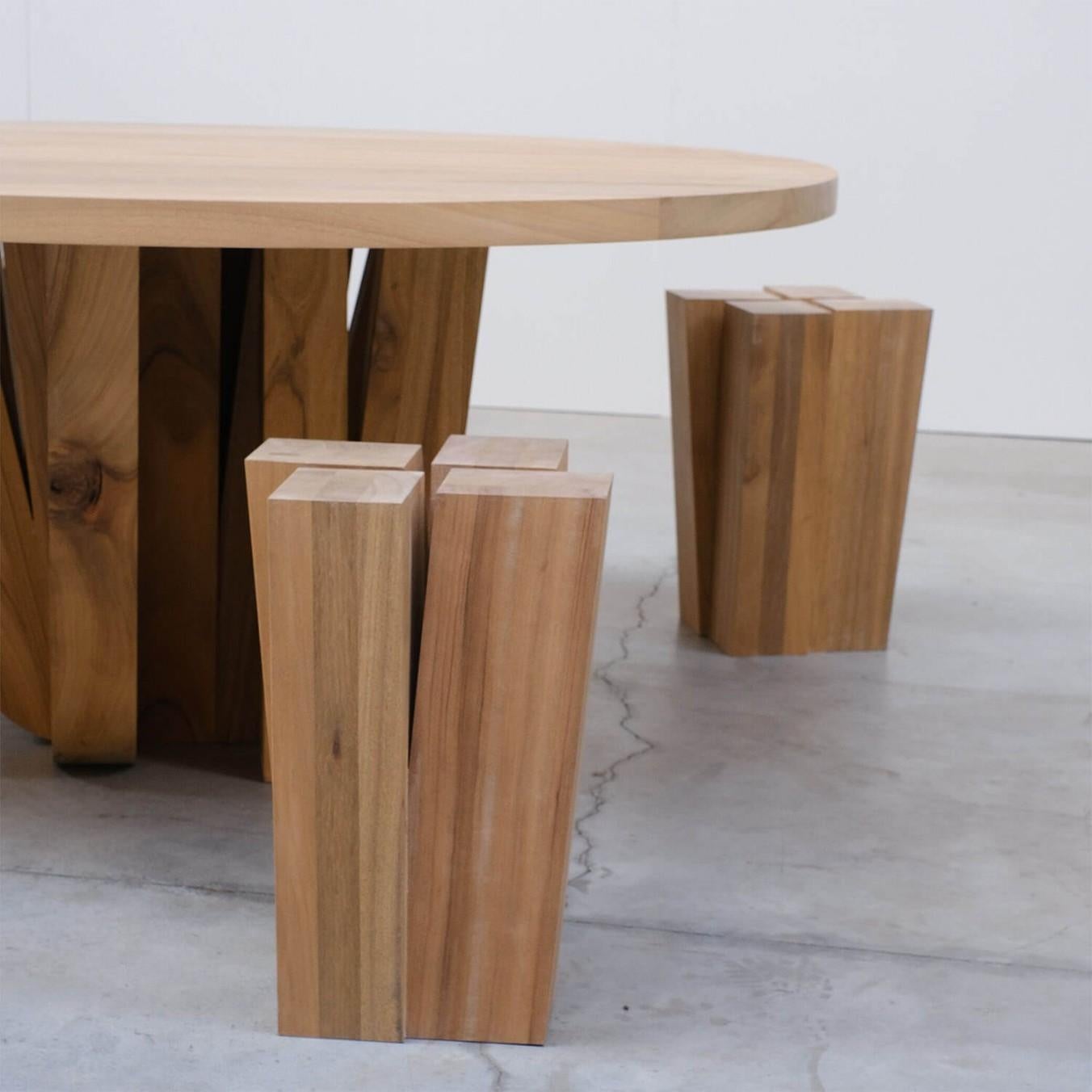 Belgian Contemporary Round Dining Table in African Walnut - Zoumey by Arno Declercq For Sale