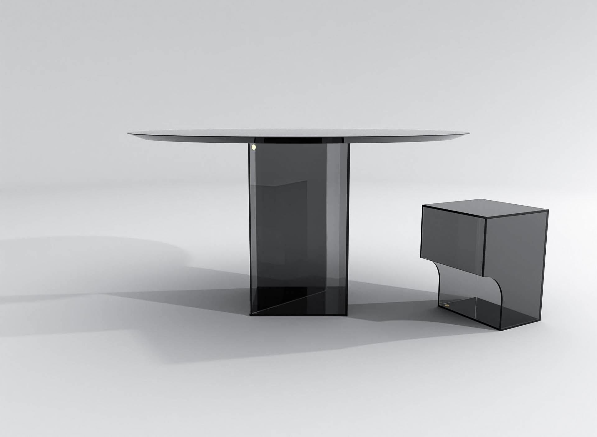 The barh Judd table is a piece just screaming for attention, it demands to be looked at and looked at again. It originates out of a search for extra dimensions in an archetypal volume, a search for less is more. The volume used for the base is one