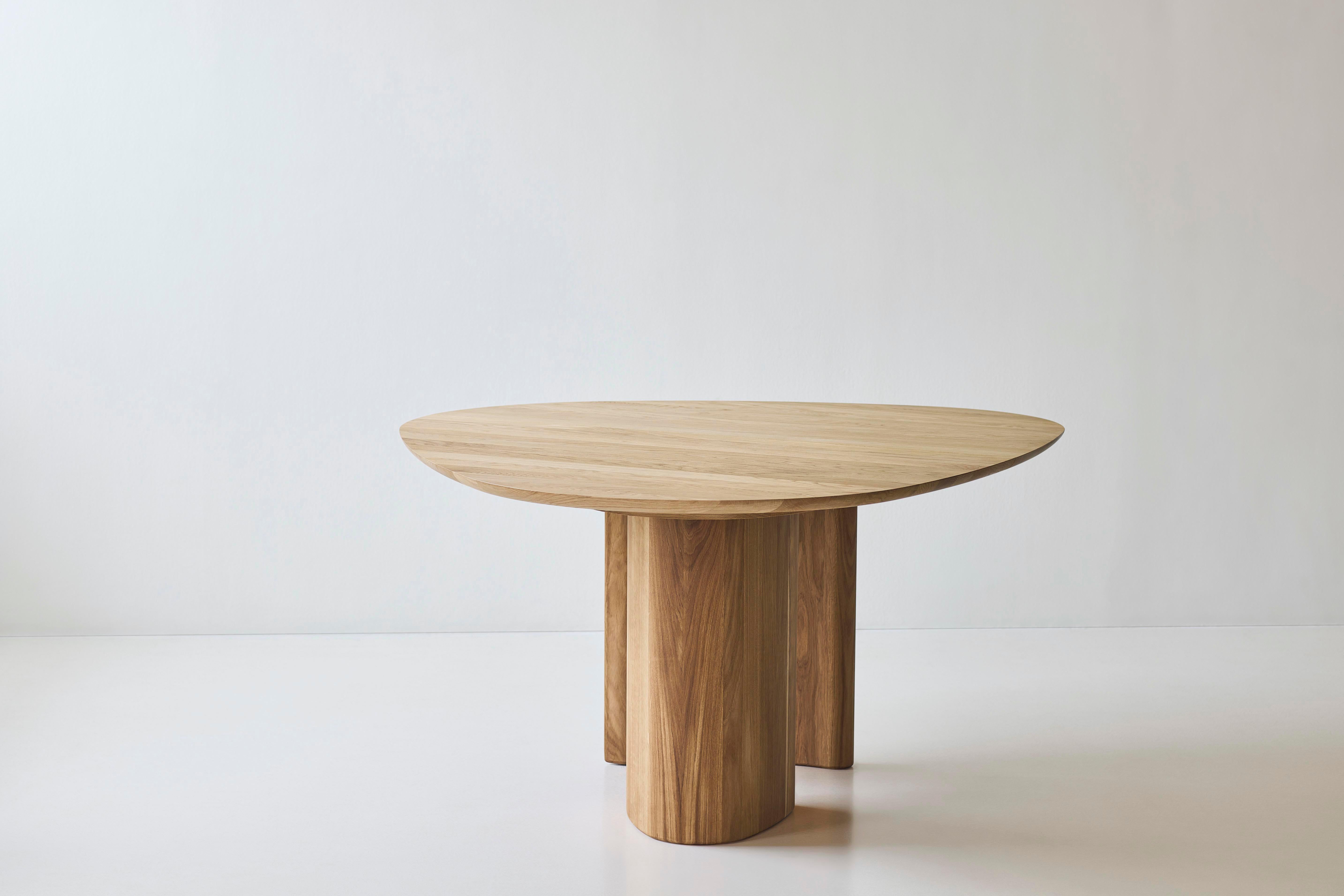 Mesa de comedor redonda contemporánea 