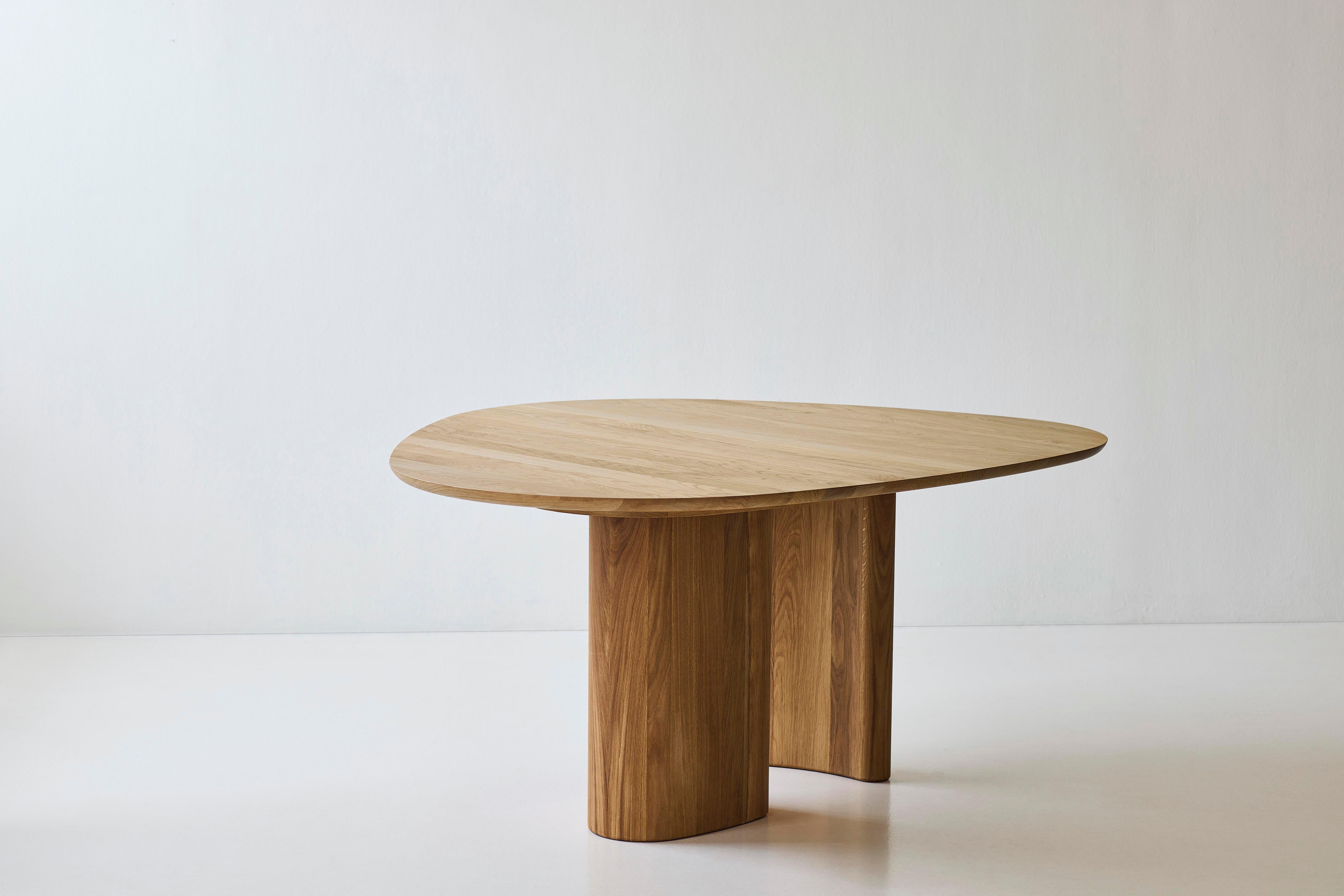 Mesa de comedor redonda contemporánea 