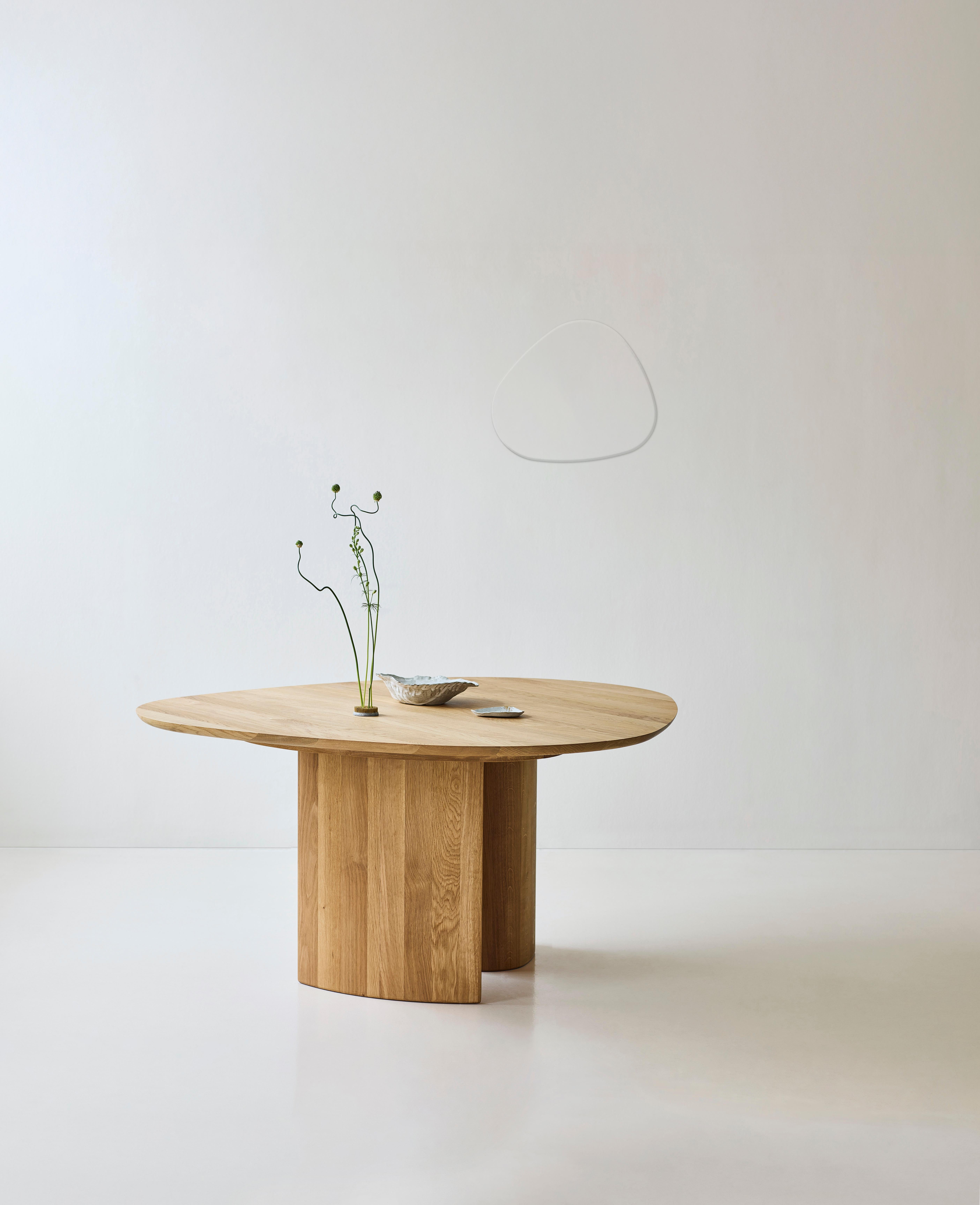 Mesa de comedor redonda contemporánea 