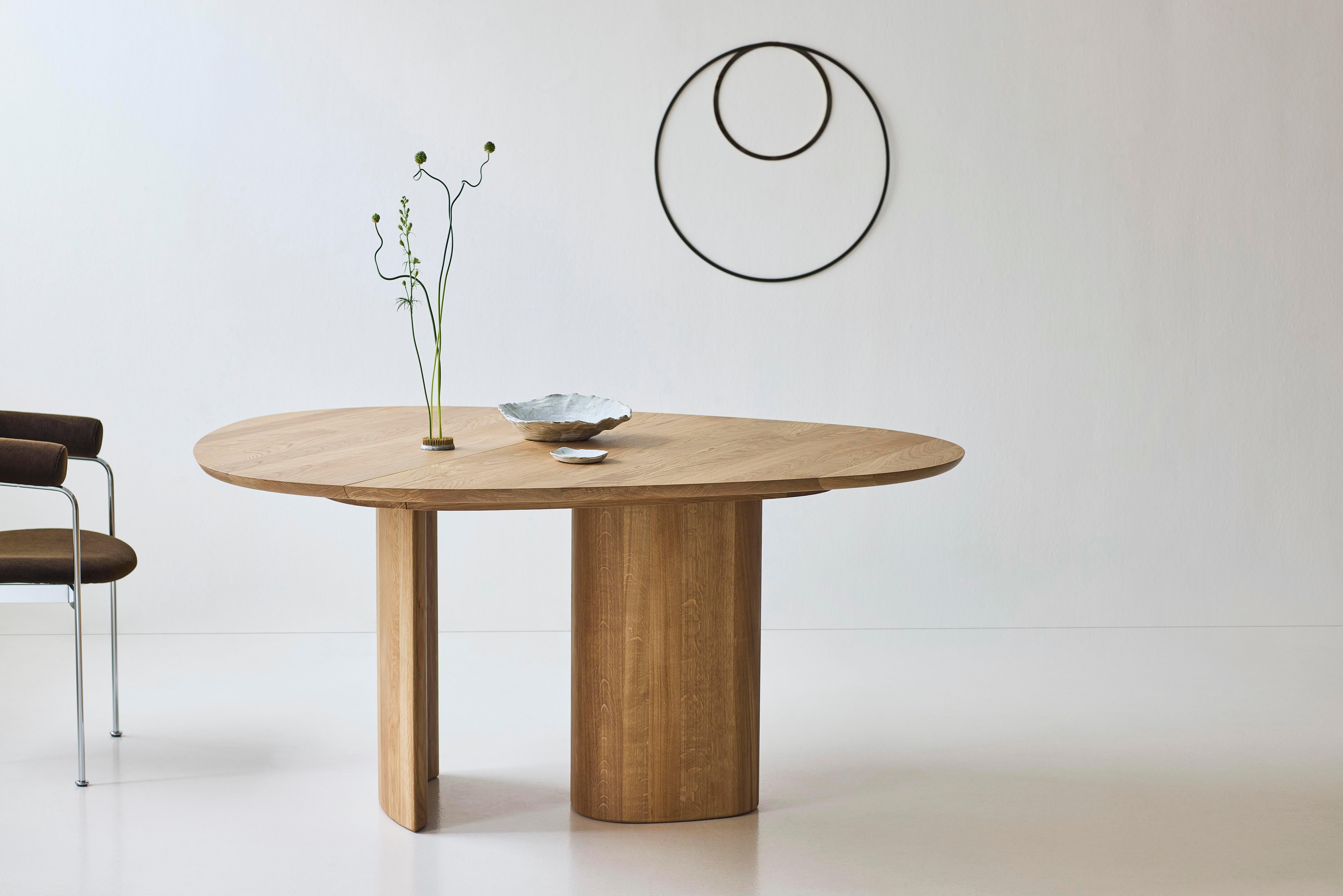 Mesa de comedor redonda contemporánea 