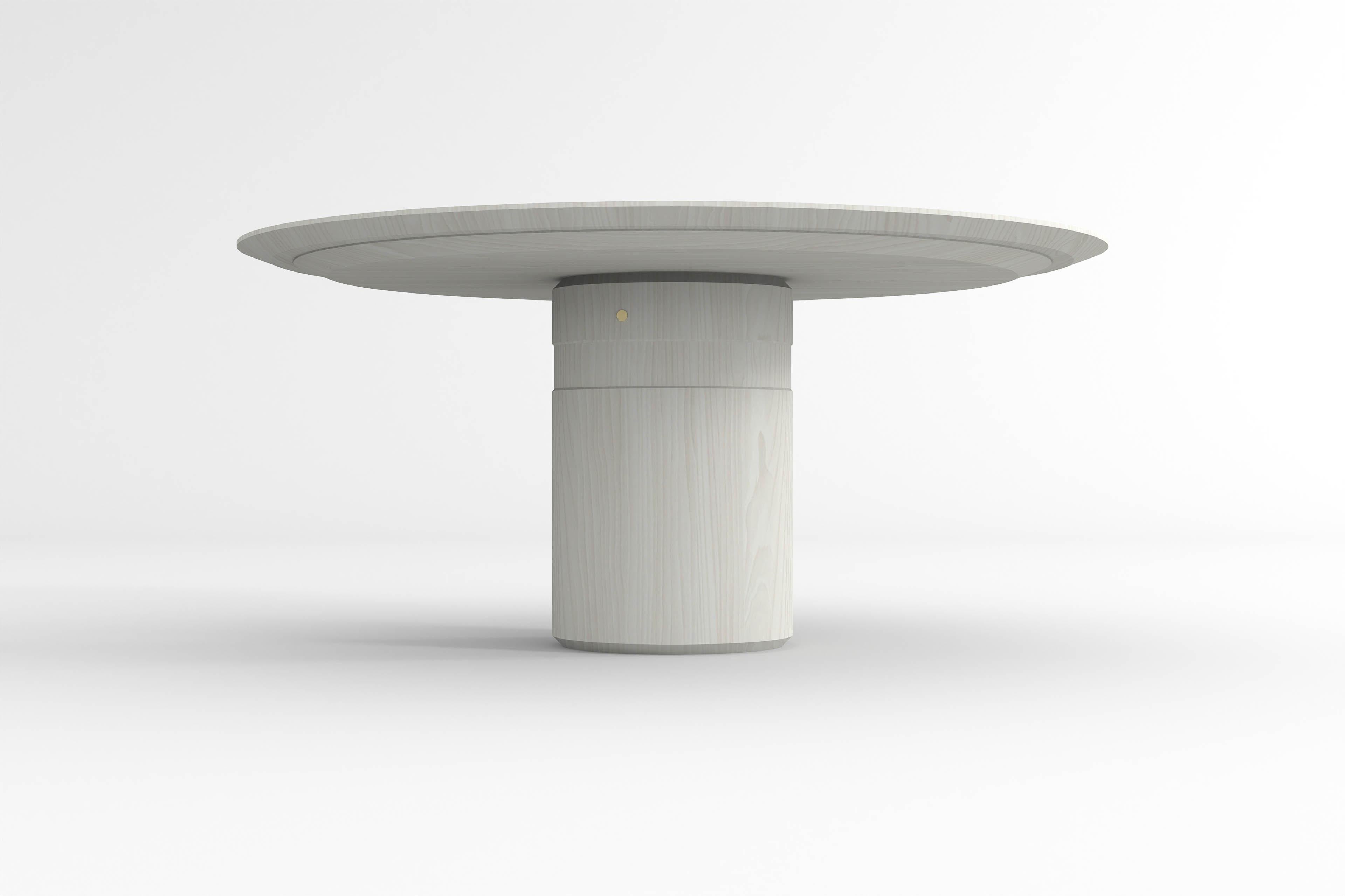 Moderne Table de salle à manger ronde contemporaine, bois de frêne blanc, pied central, design belge en vente