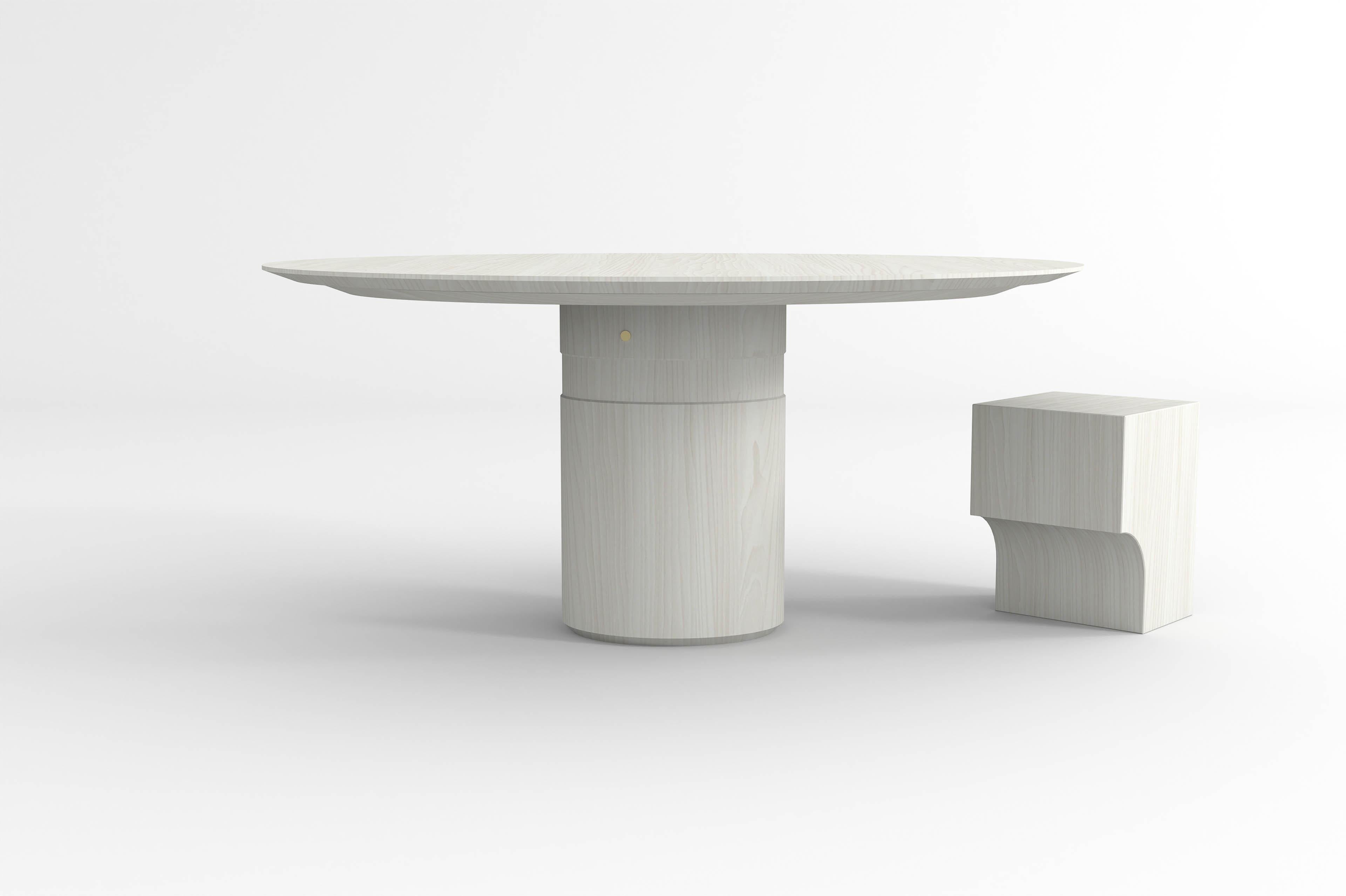 Table de salle à manger ronde contemporaine, bois de frêne blanc, pied central, design belge Neuf - En vente à Antwerp, Antwerp