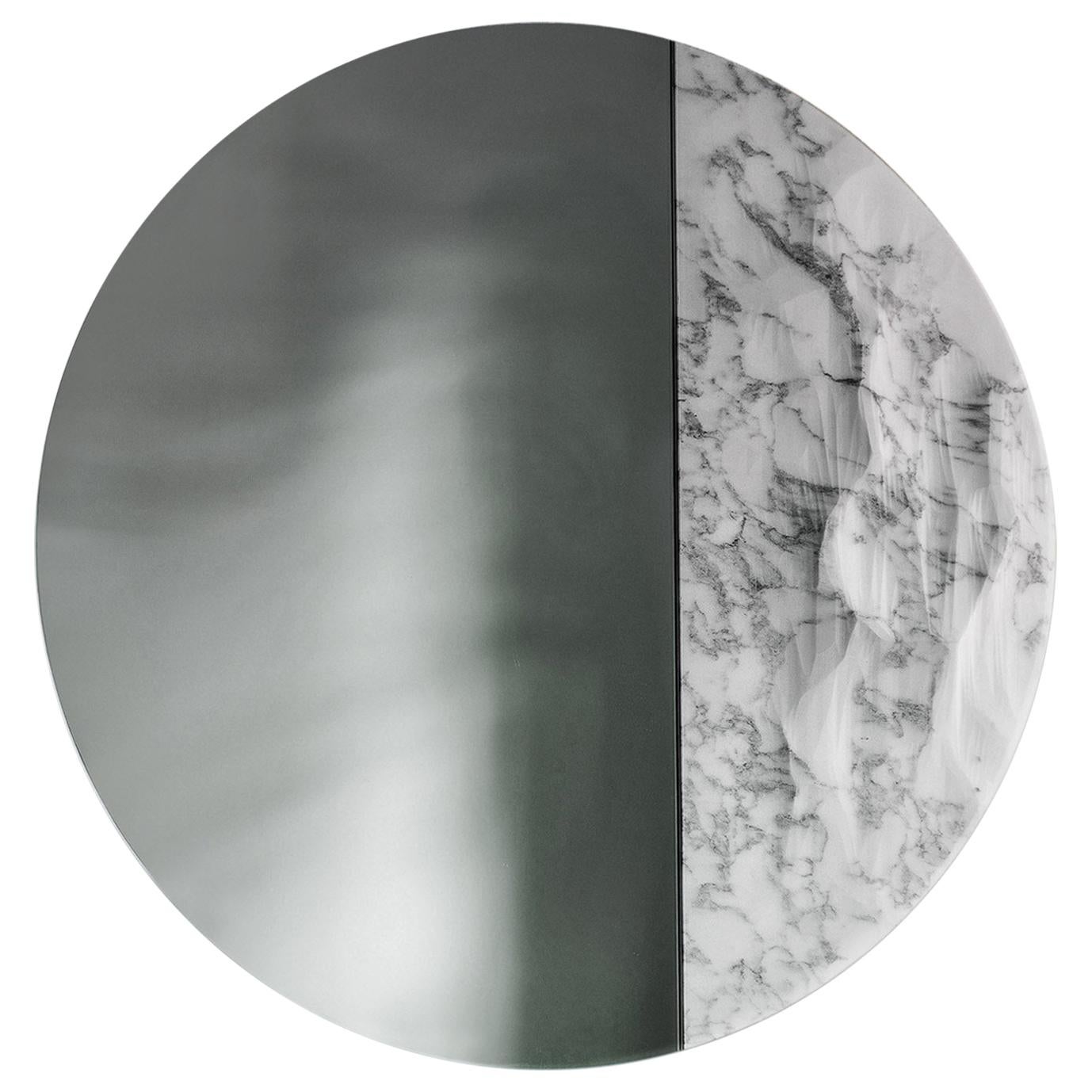 Zeitgenössischer runder Spiegel „Snowmotion“ von Ocrm „Carrara Marmor“