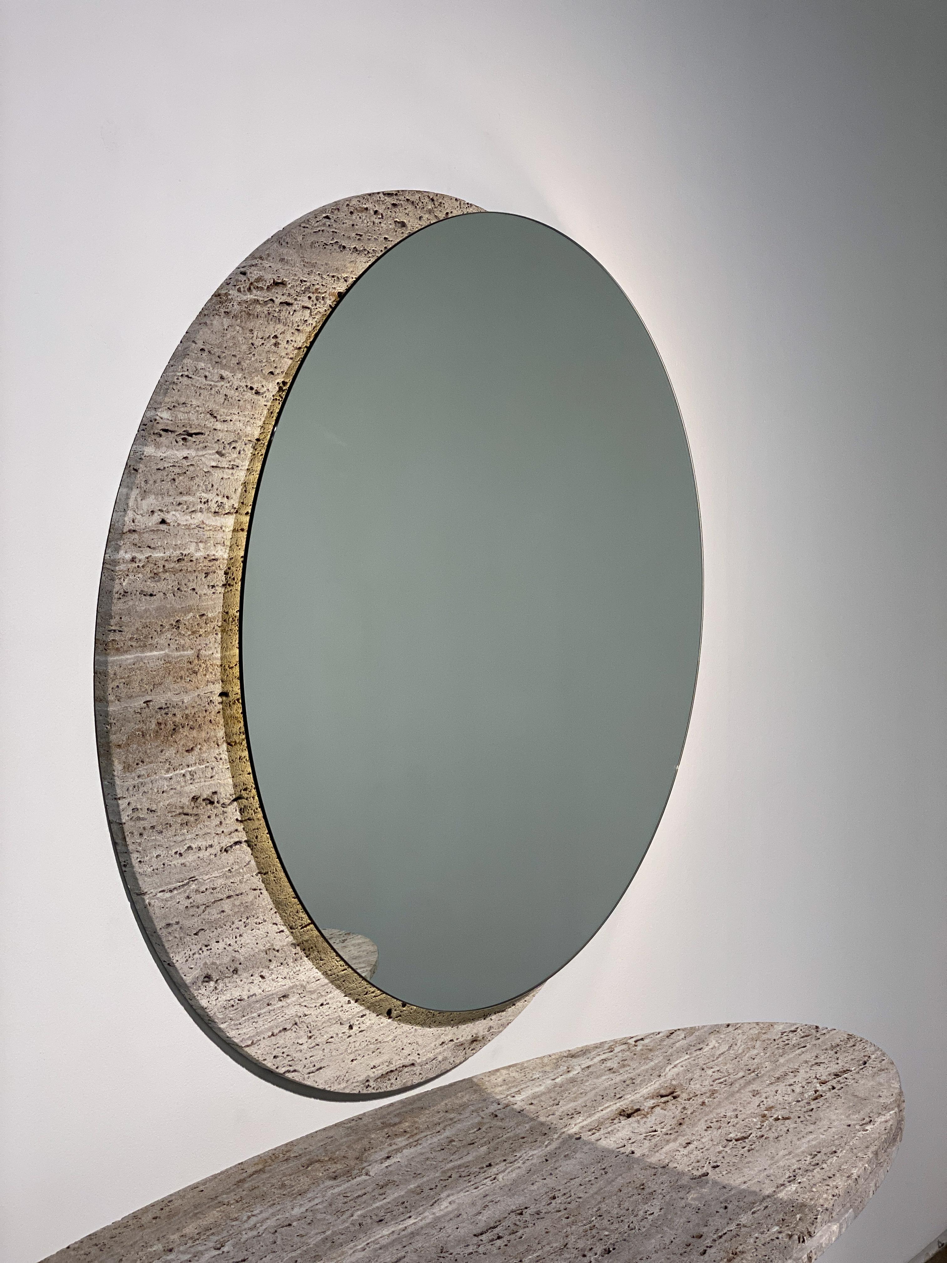 Contemporary Round Mirror, Travertine Titanium and Mirror with Led Lighting In New Condition For Sale In Antwerp, Antwerp