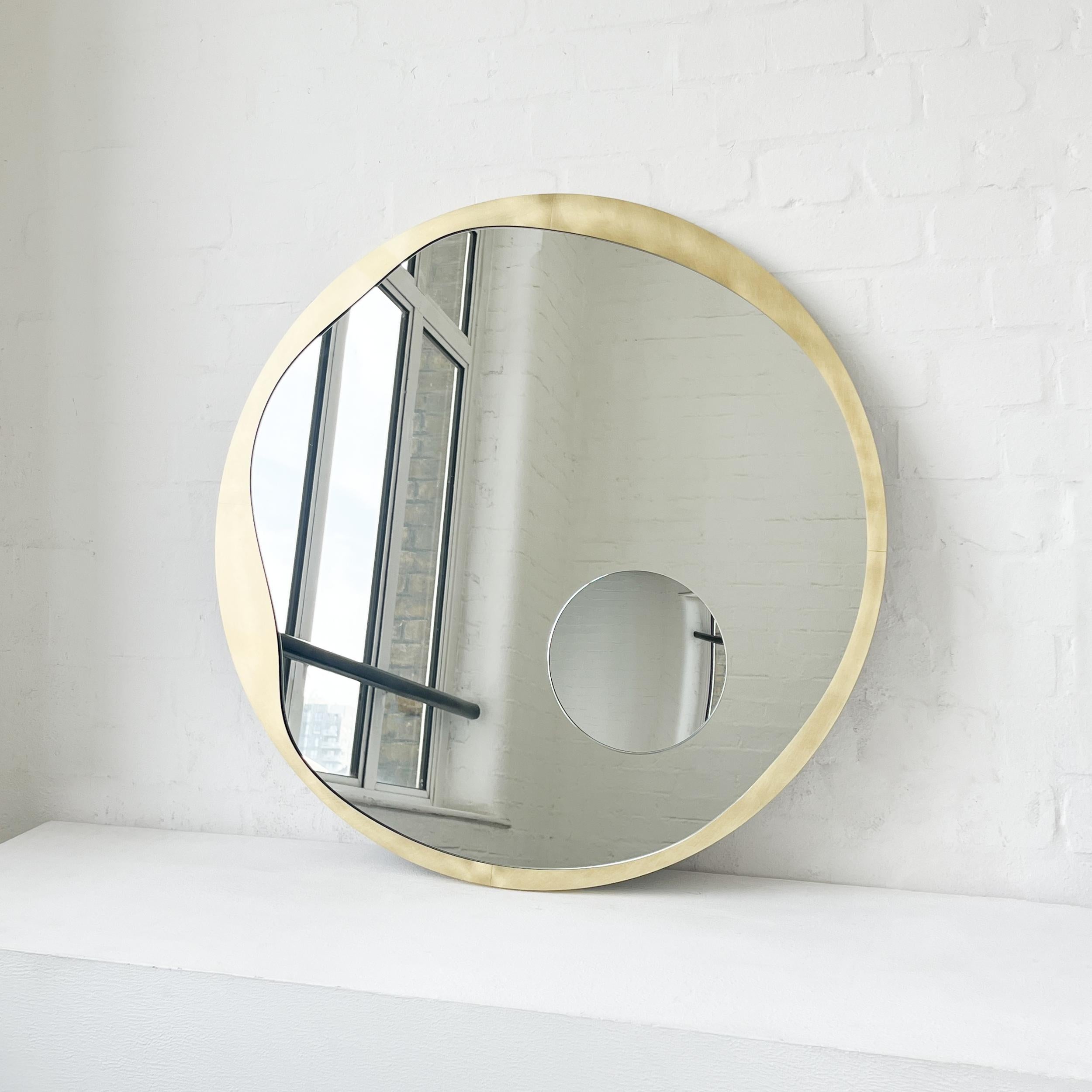 Contemporary Round Mirror w Integrated Magnifying Mirror Decorative Brass Frame For Sale 3