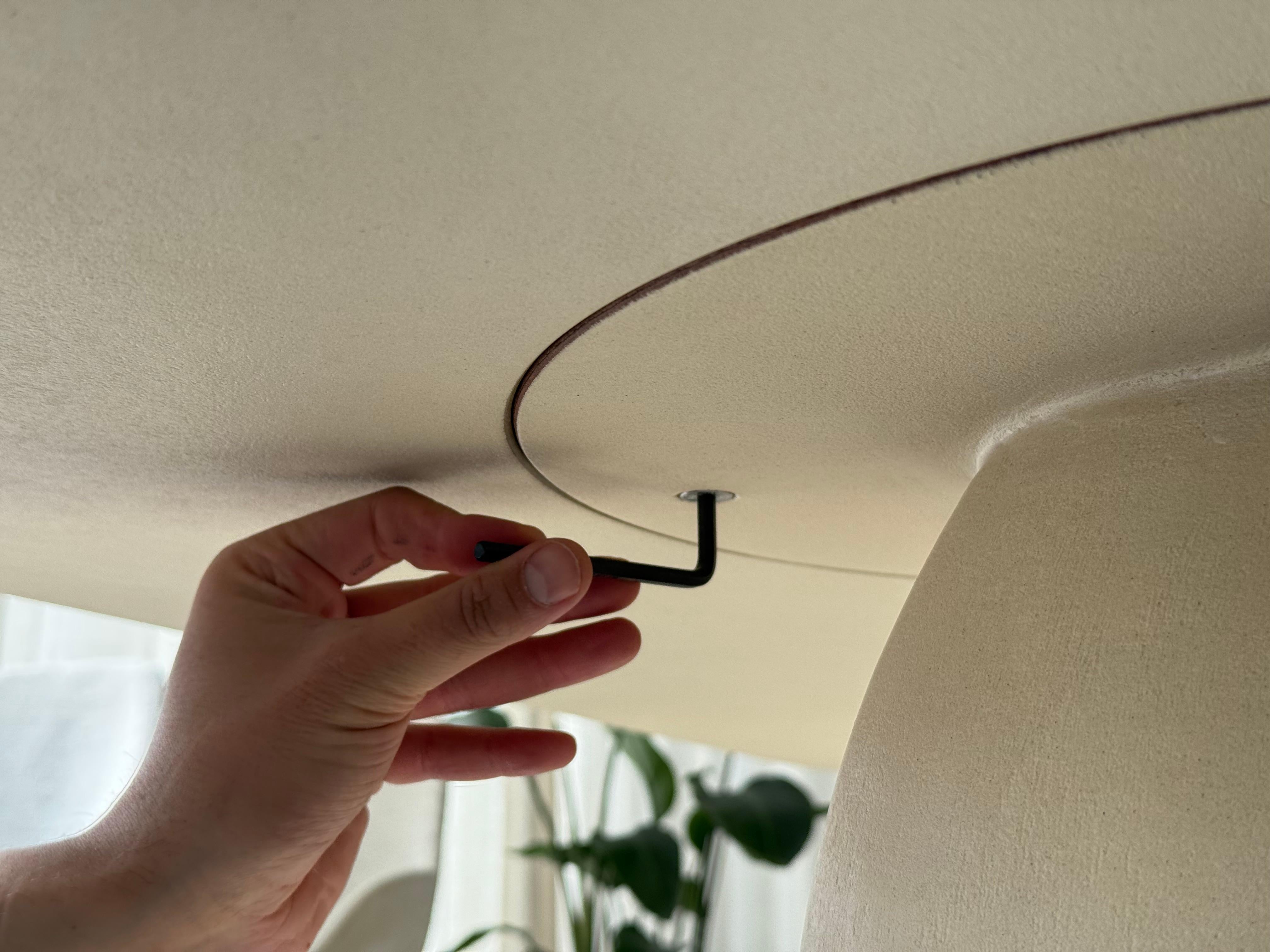 Contemporary Round Natural Plaster 