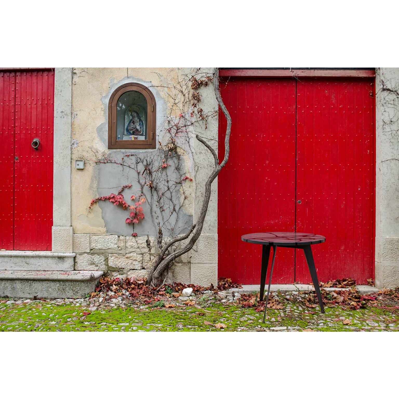 Engraved Contemporary Round Outdoor Table in Lava Stone and Steel, Filodifumo For Sale