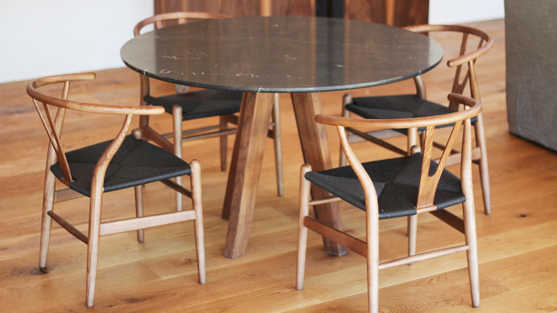 contemporary round tables