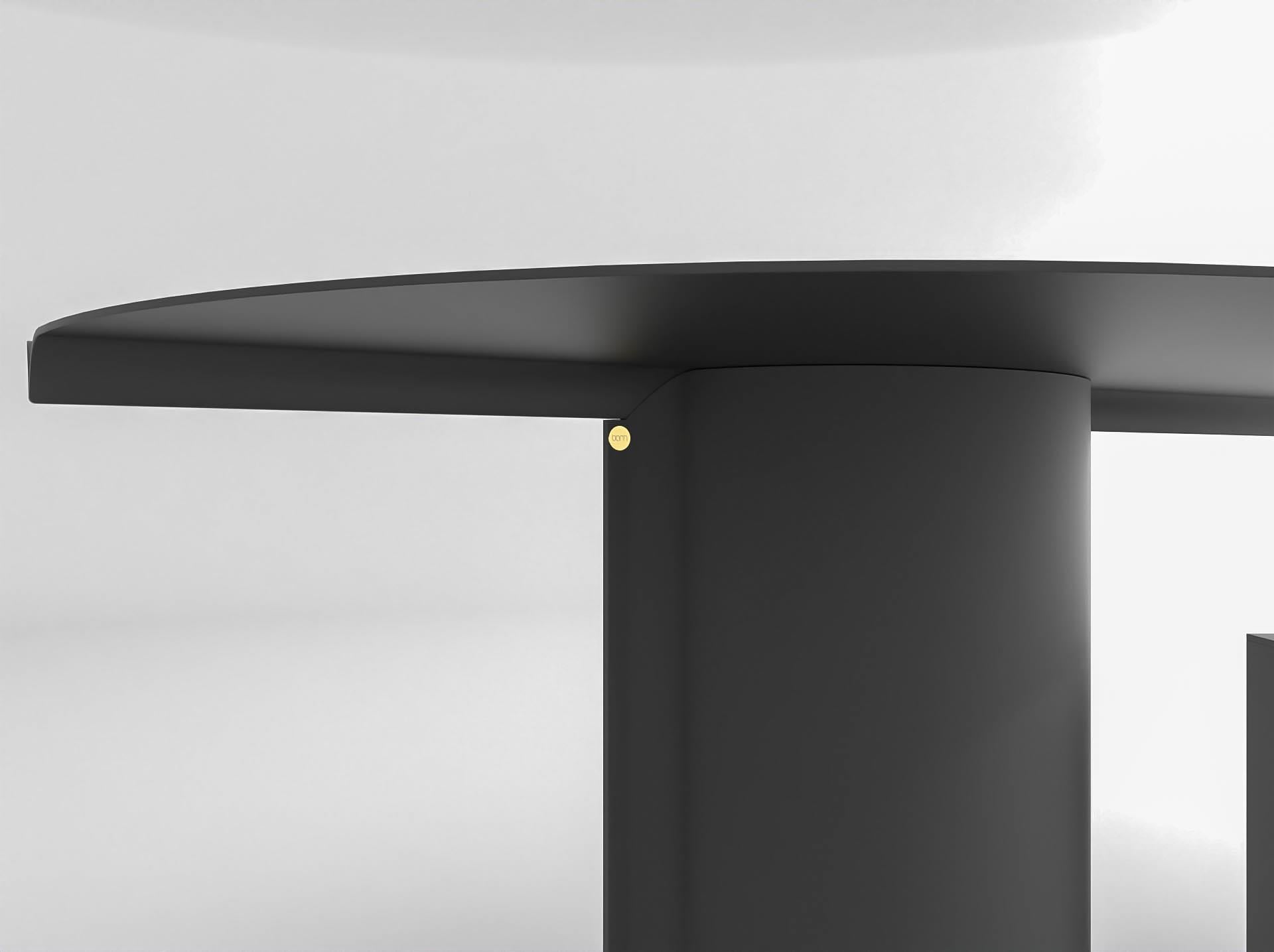 Poudré Table ronde contemporaine en acier inoxydable poudré noir, table à miroir en vente