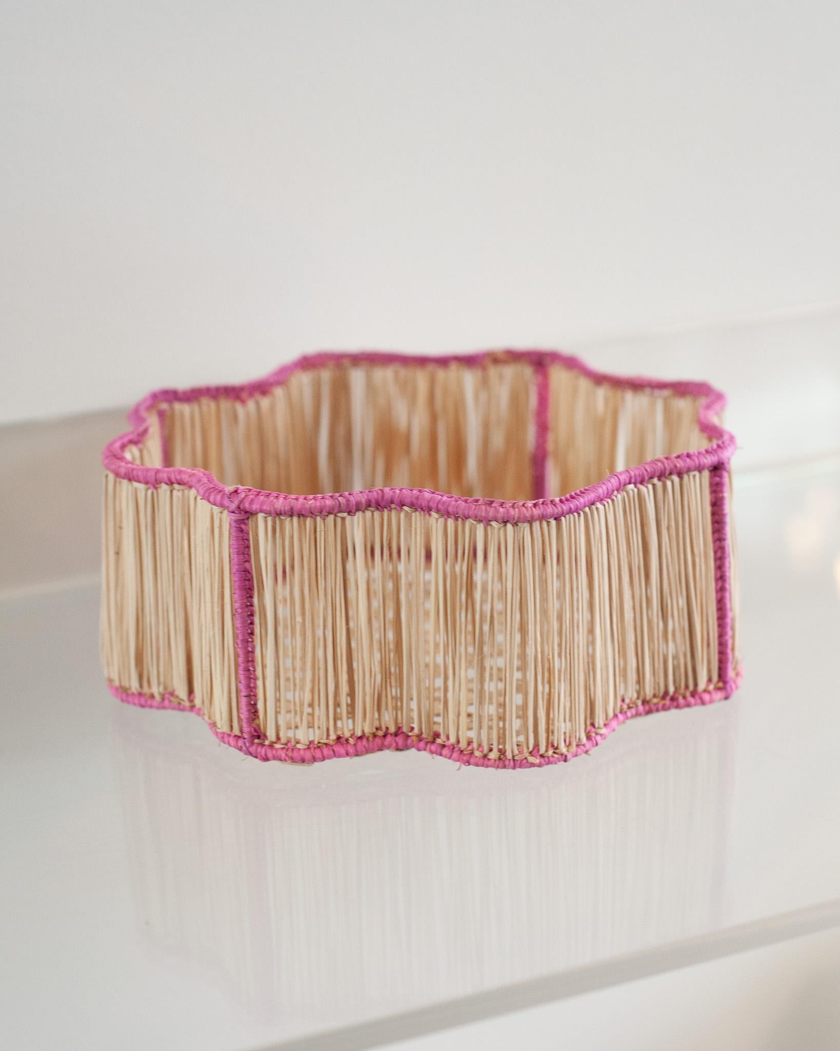 Hand-Woven Contemporary Round Wavy Woven Rattan Bowl / Basket in Pink For Sale