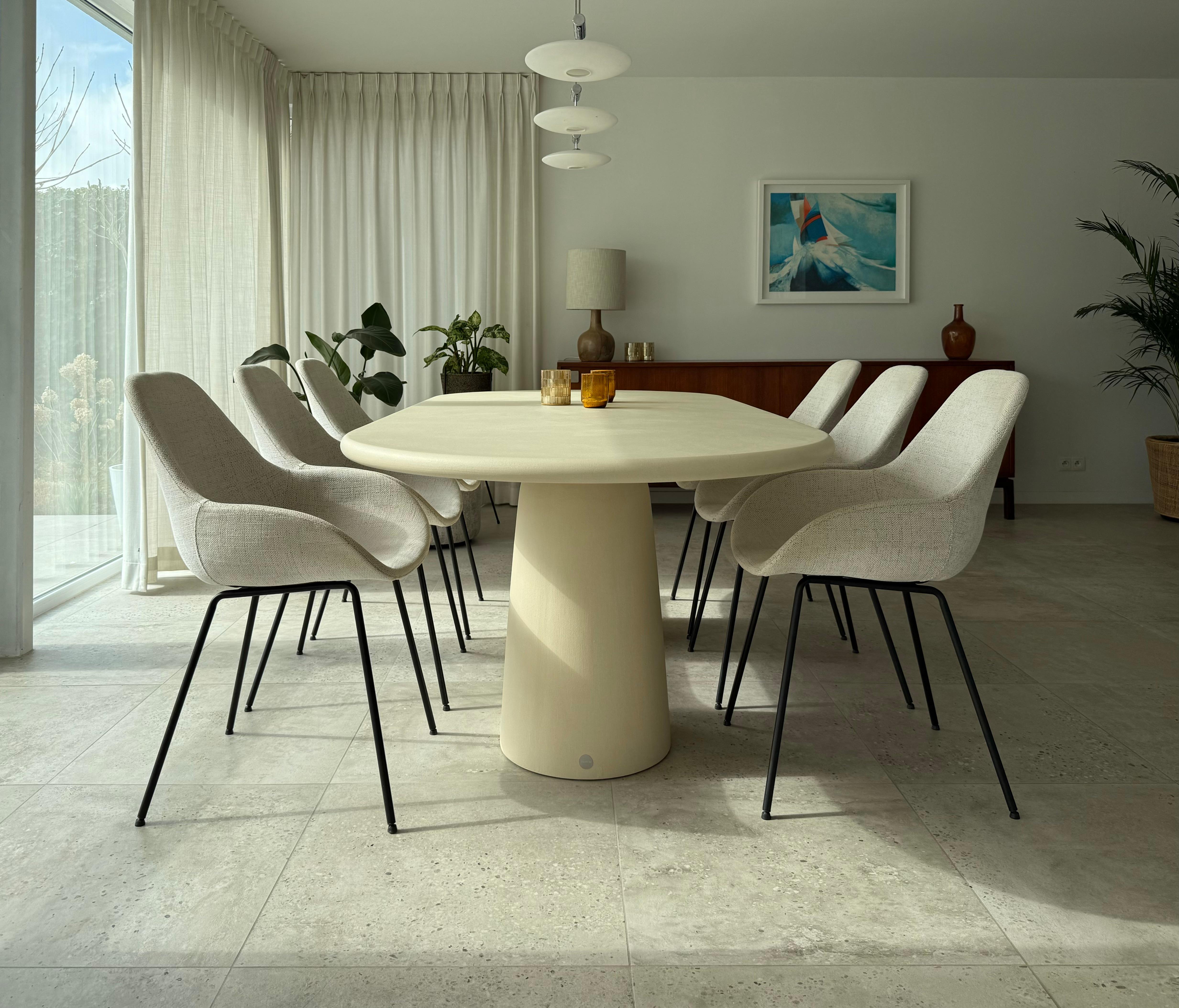 Mesa contemporánea redondeada de yeso natural 