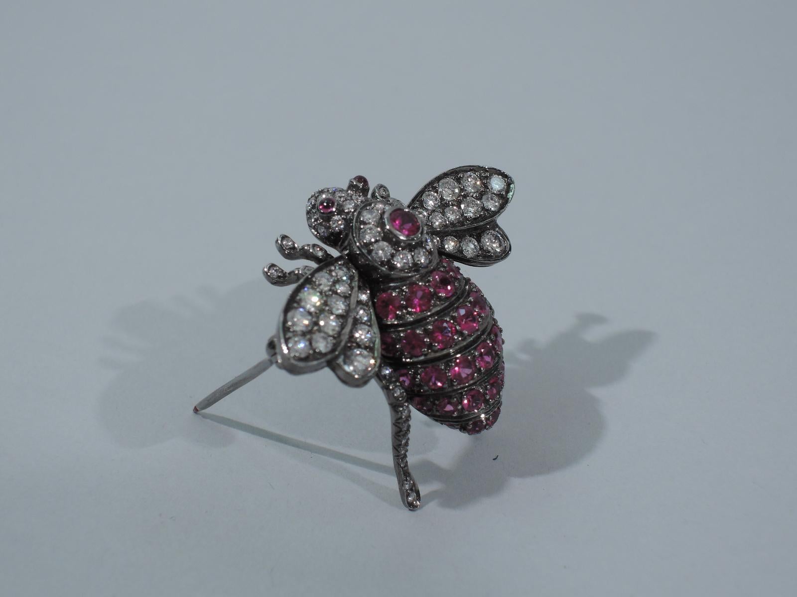 Contemporary Ruby and Diamond Bee Brooch by Sabbadini of Milan 1