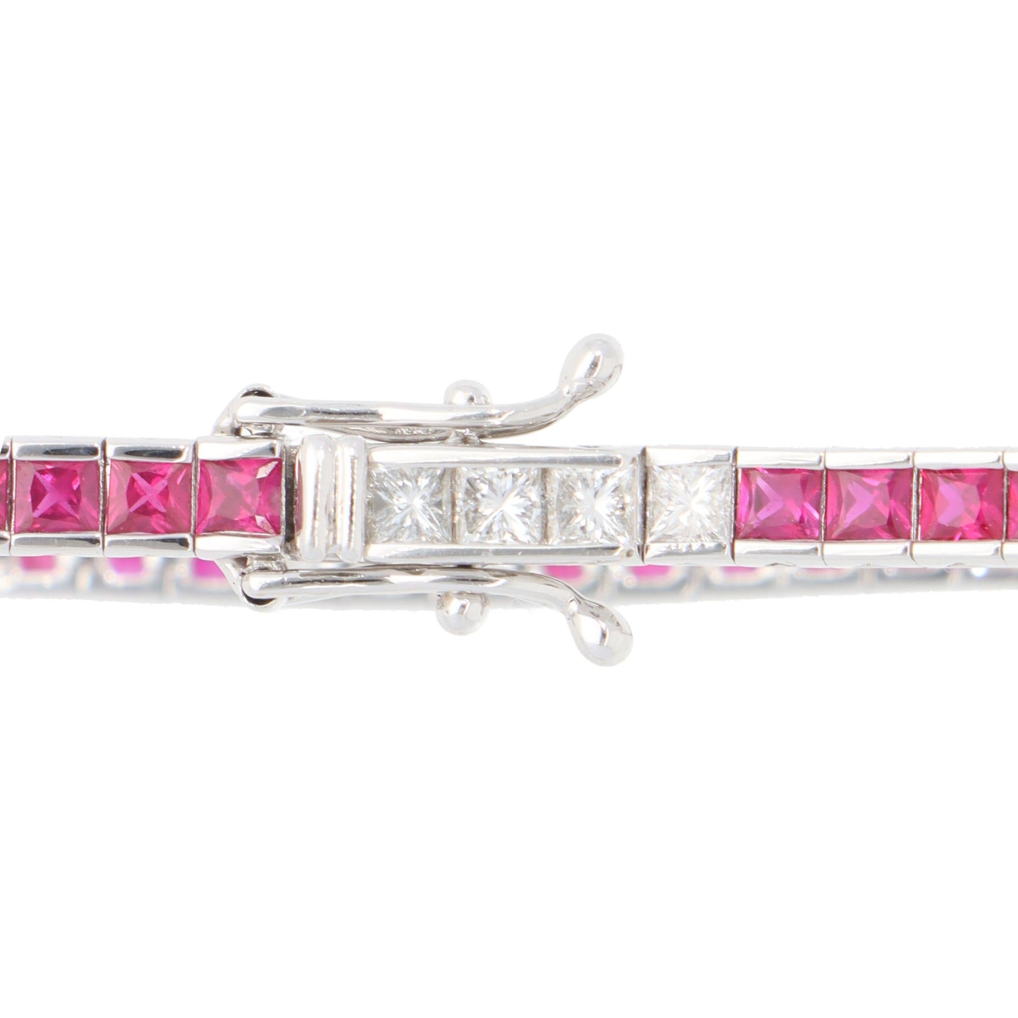 Contemporary Ruby and Diamond Line Tennis Bracelet in White Gold In New Condition For Sale In London, GB