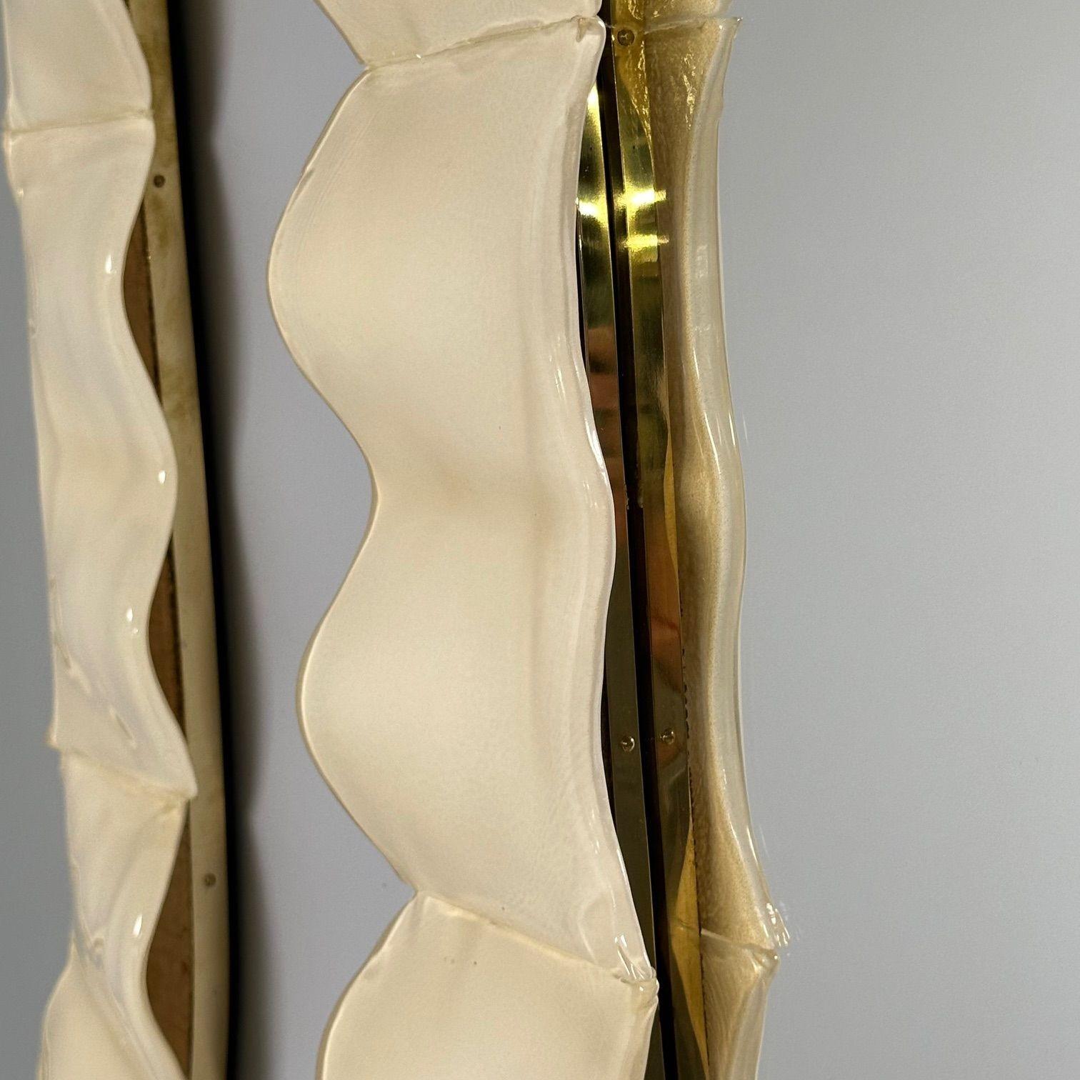 Contemporary, Ruffle Wall Mirrors, White Murano Glass, Brass, Italy, 2023 For Sale 3