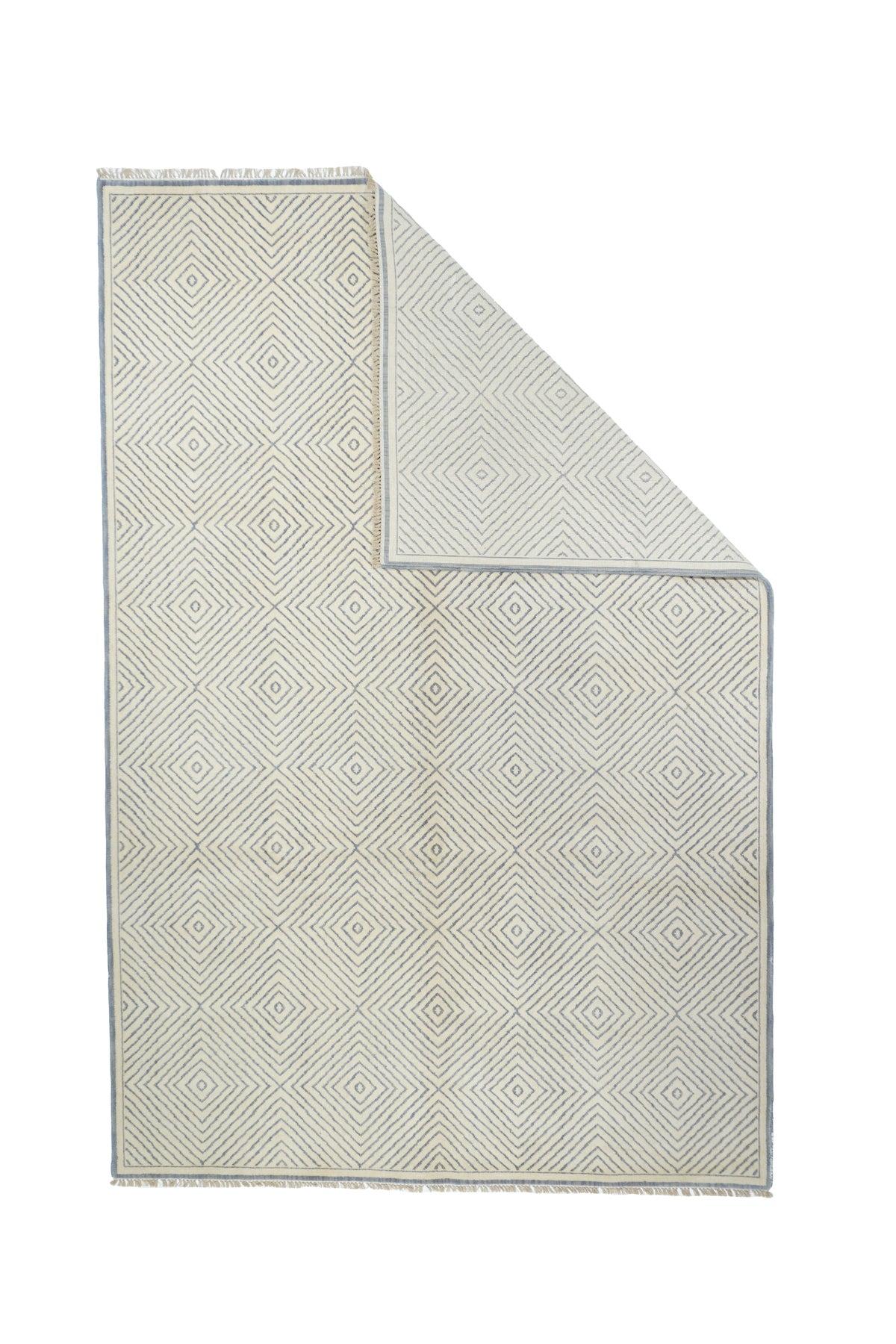 Contemporary Rug 6'0