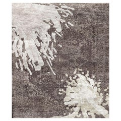 Tapis contemporain Heriz en laine et soie au design moderne, noué à la main et éclaboussé