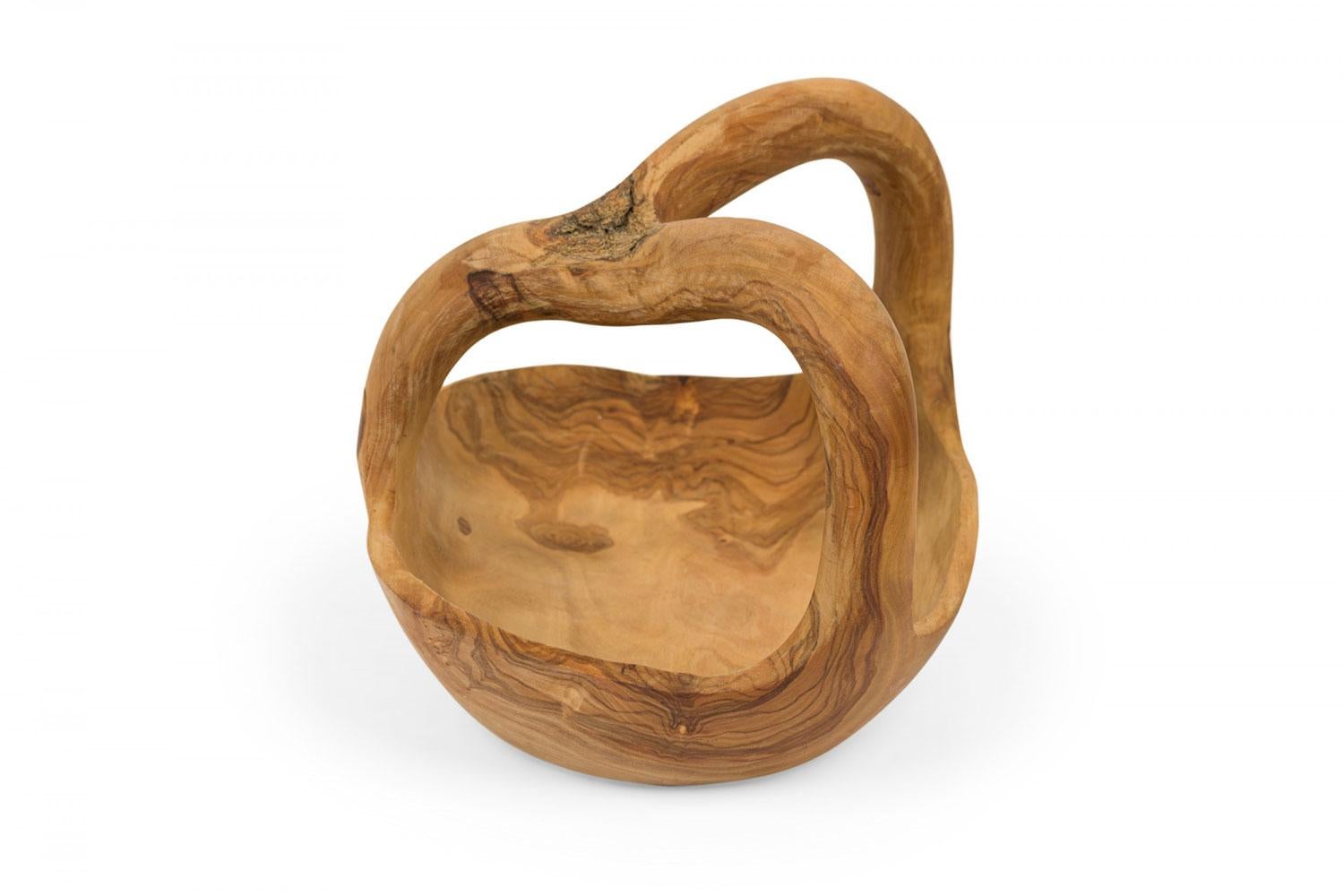 Zeitgenössisch Rustikal Modern Organische Form Holzkorb im Zustand „Gut“ im Angebot in Queens, NY