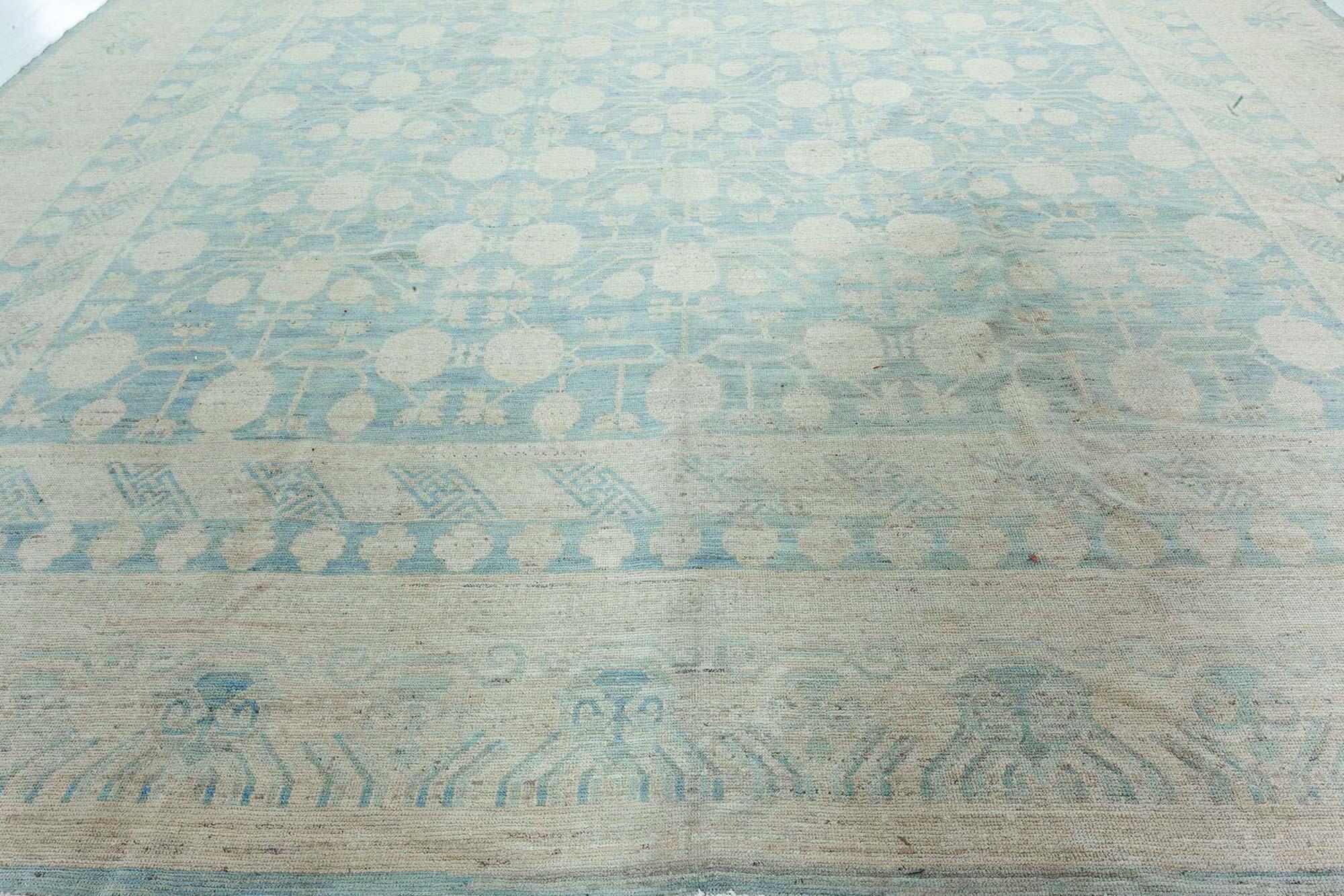 Contemporary Samarkand handmade wool rug by Doris Leslie Blau.
Size: 12.8