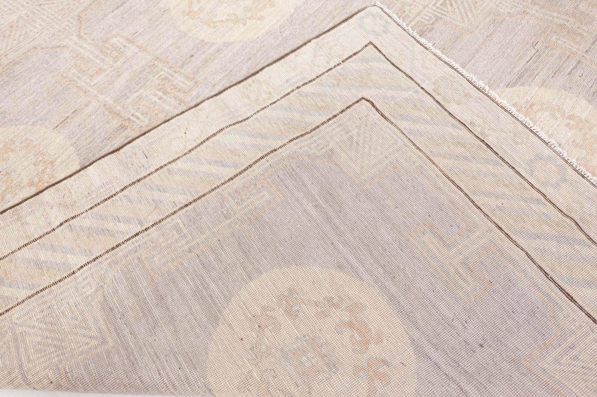 Zeitgenössischer Samarkand inspirierter Teppich von Doris Leslie Blau (Wolle) im Angebot