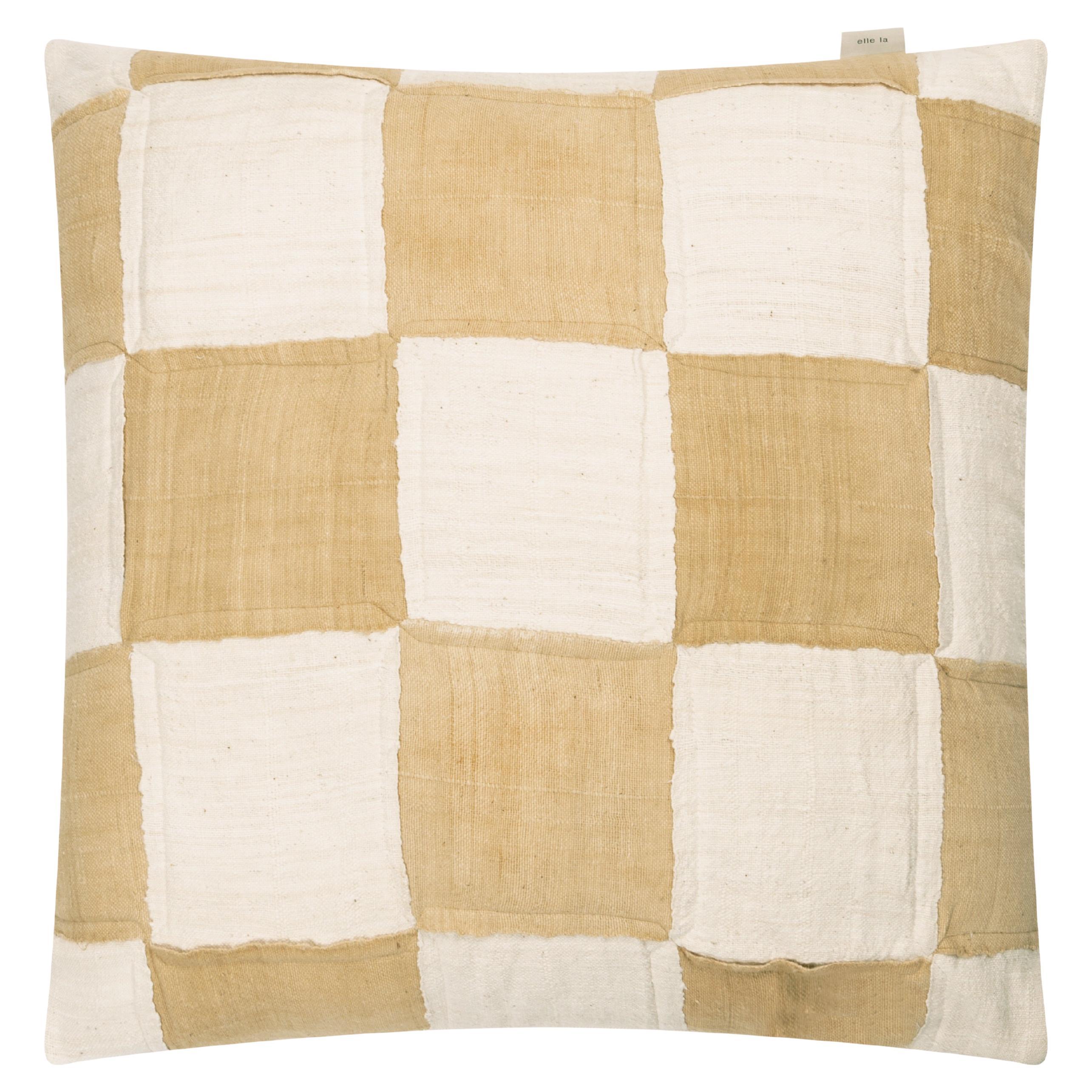 checkered pillows