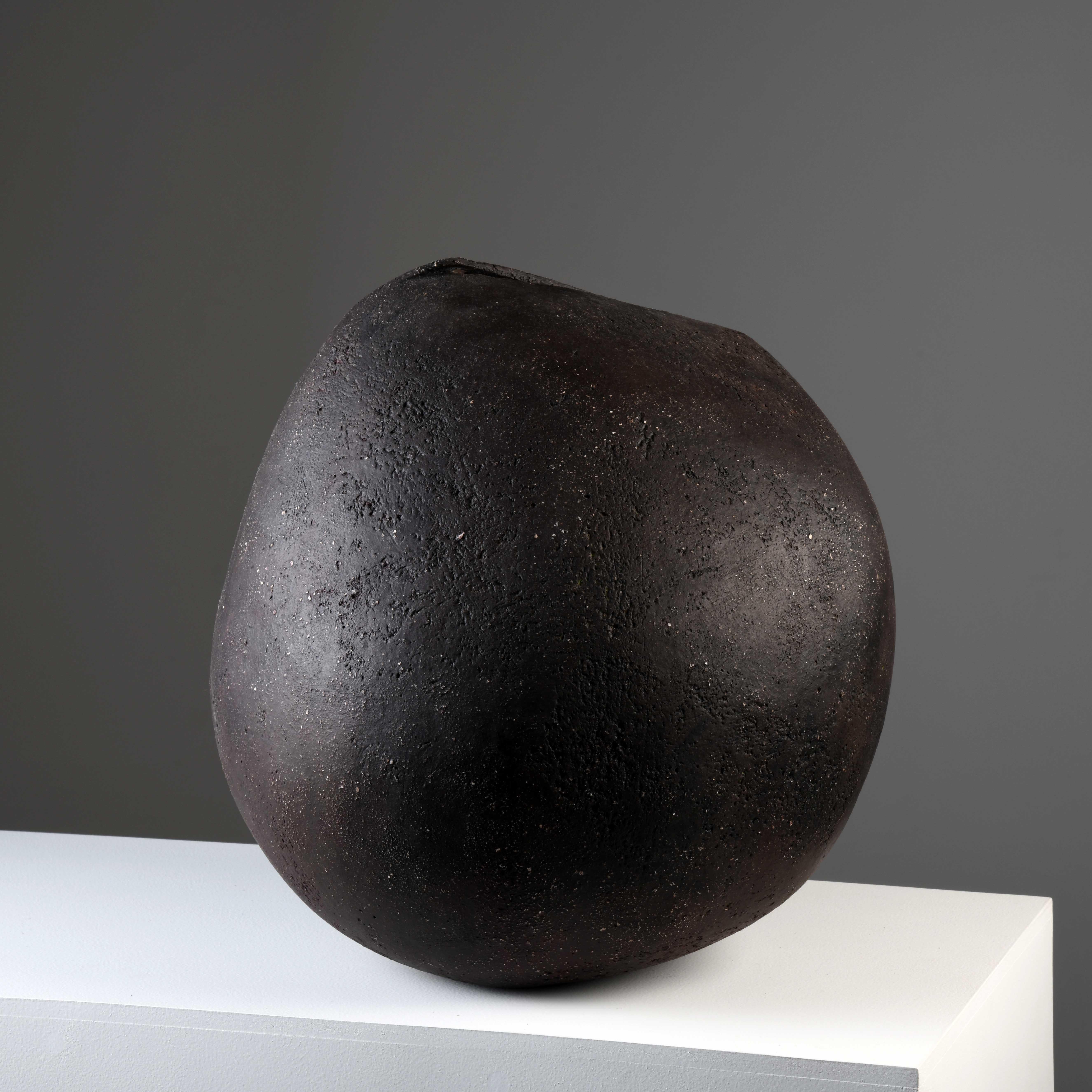 Contemporary ceramic sculpture by French artist Véra Rybaltchenko. Made from chamotte stoneware with a patina before firing and fired in the kiln. Véra is a prolific artist who has experimented with a wide range of techniques. She mainly works in