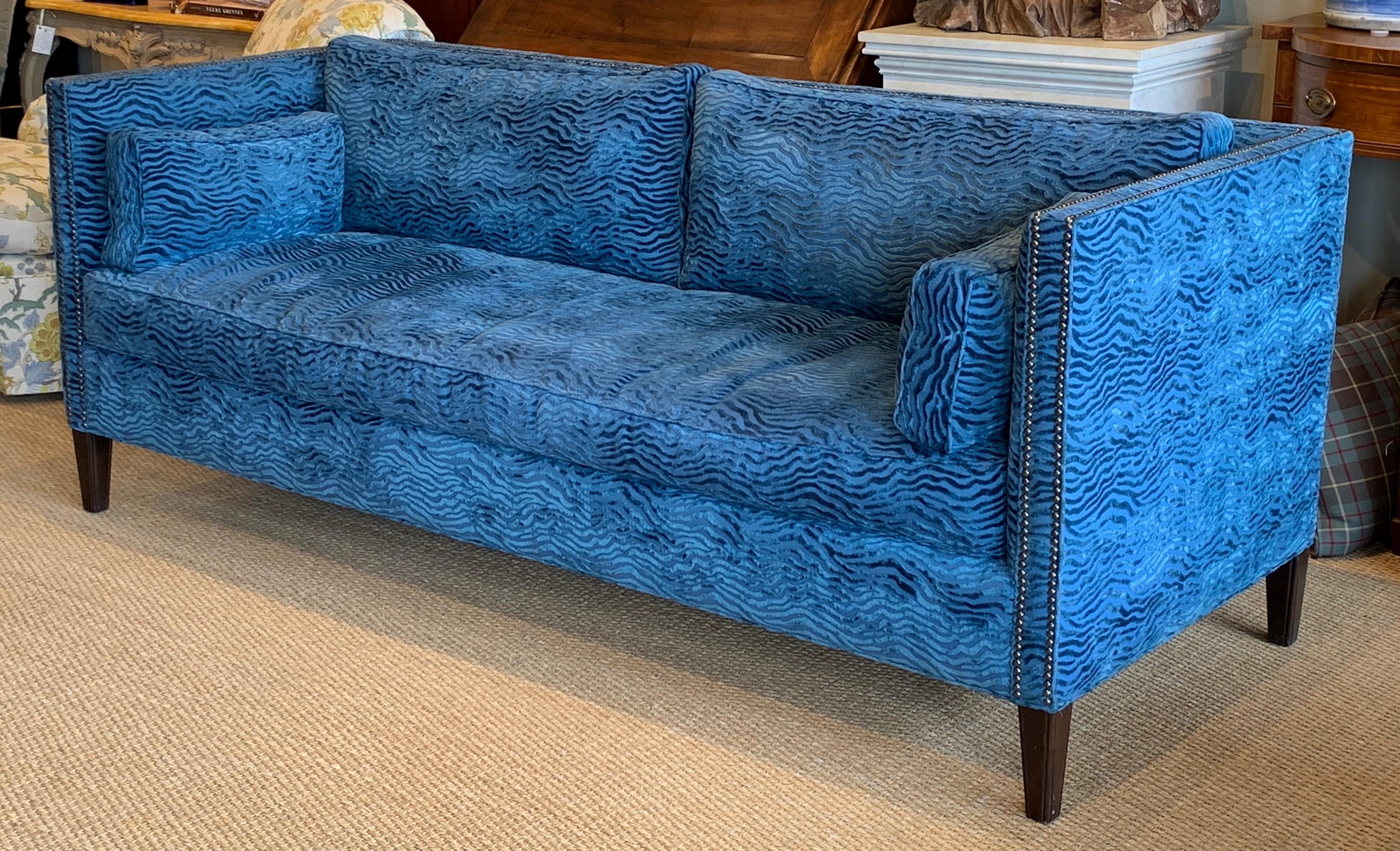 single cushion velvet sofa