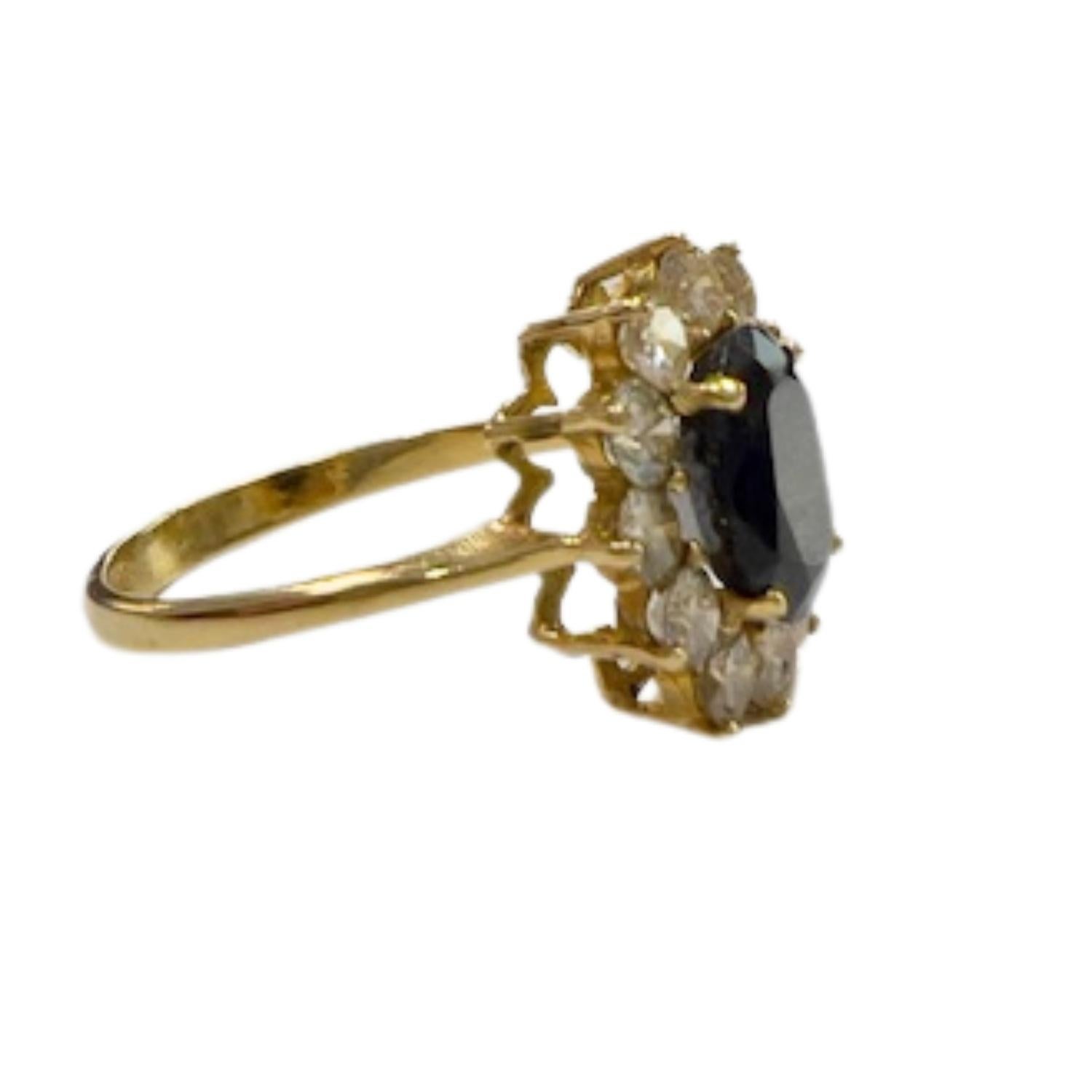 Bague contemporaine à saphir et diamant Pour femmes en vente