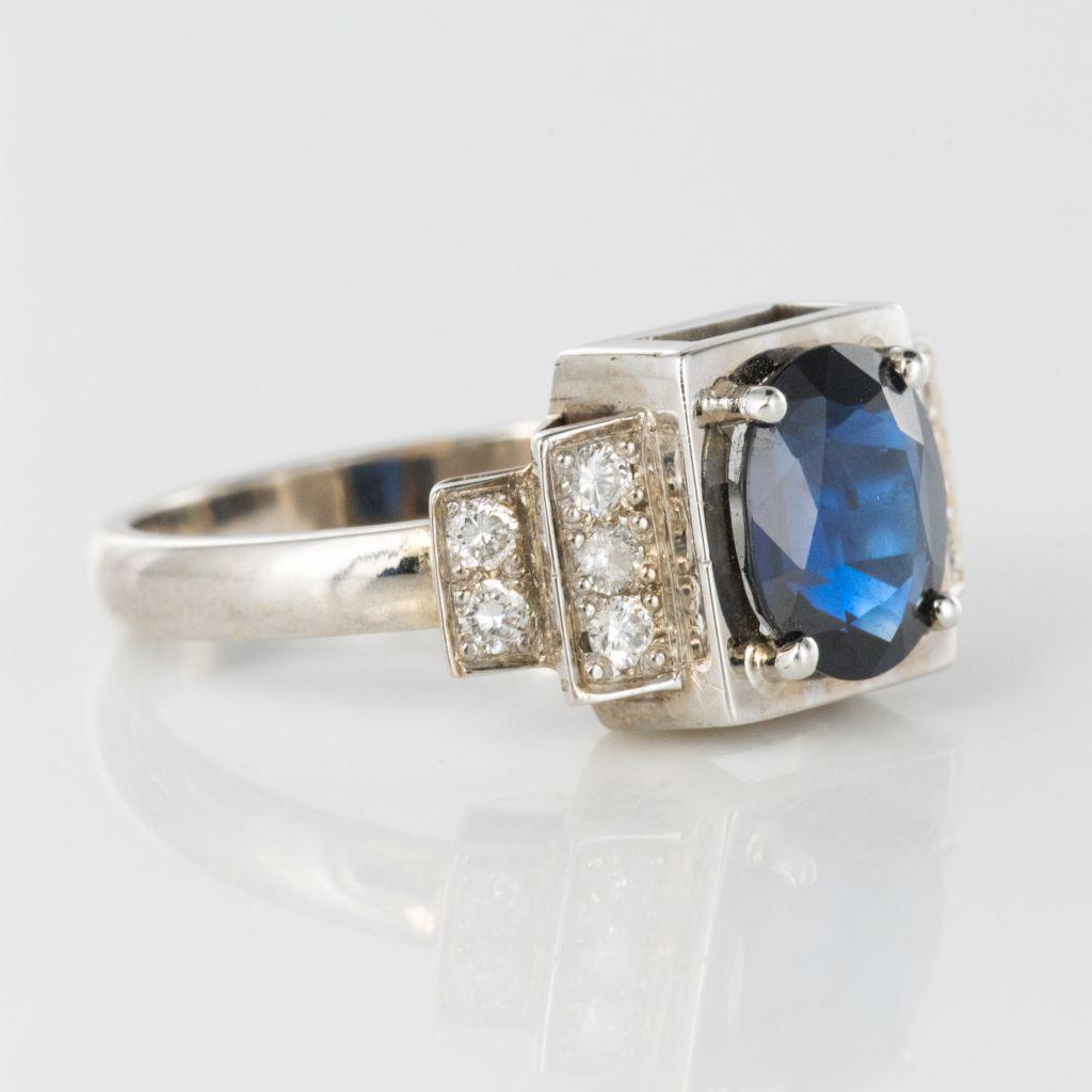 Art Deco Style Sapphire Diamond 18 Karat White Gold Ring For Sale 5