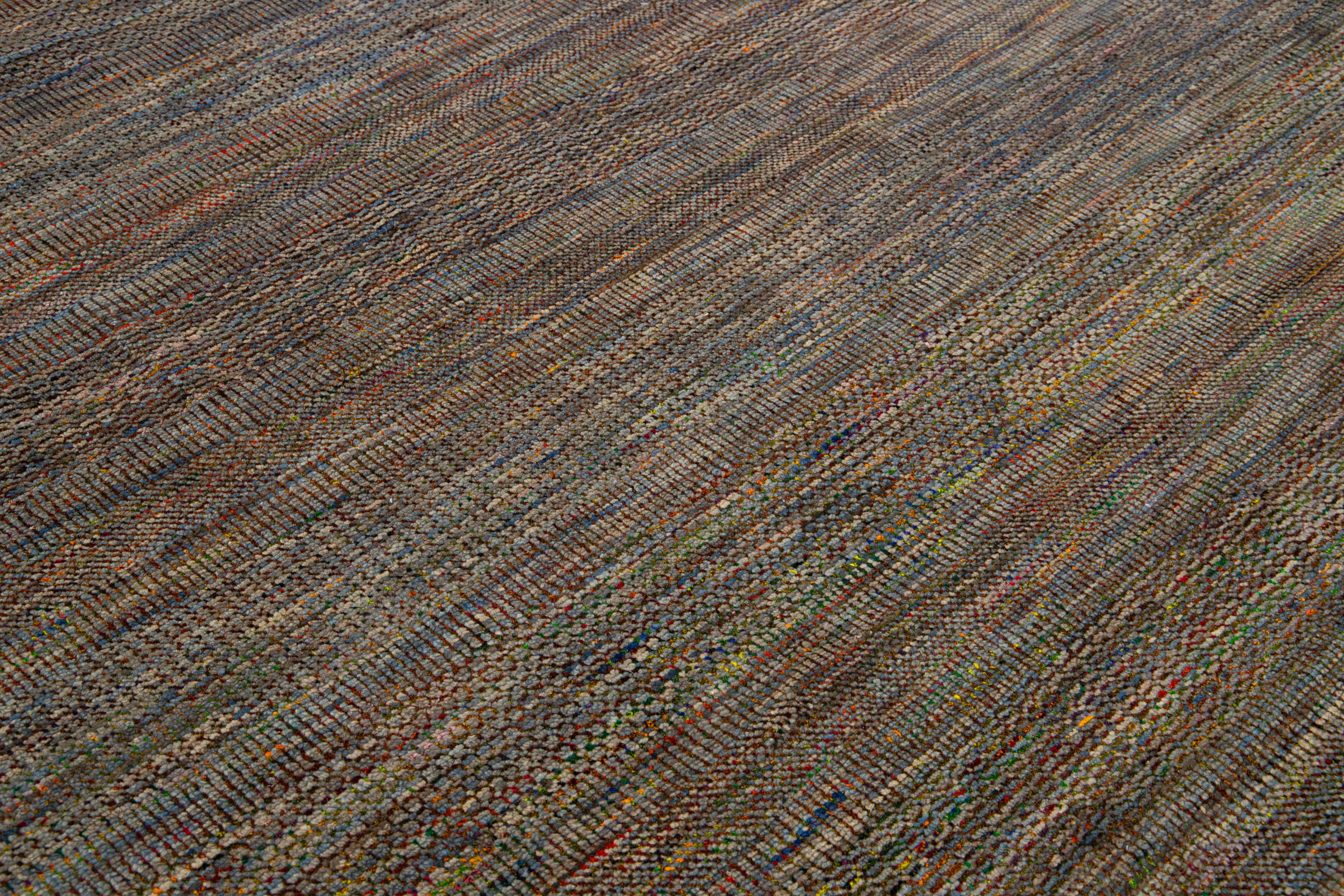 Contemporary Savannah Wool Rug Handmade With Multicolor Geometric Pattern im Angebot 1