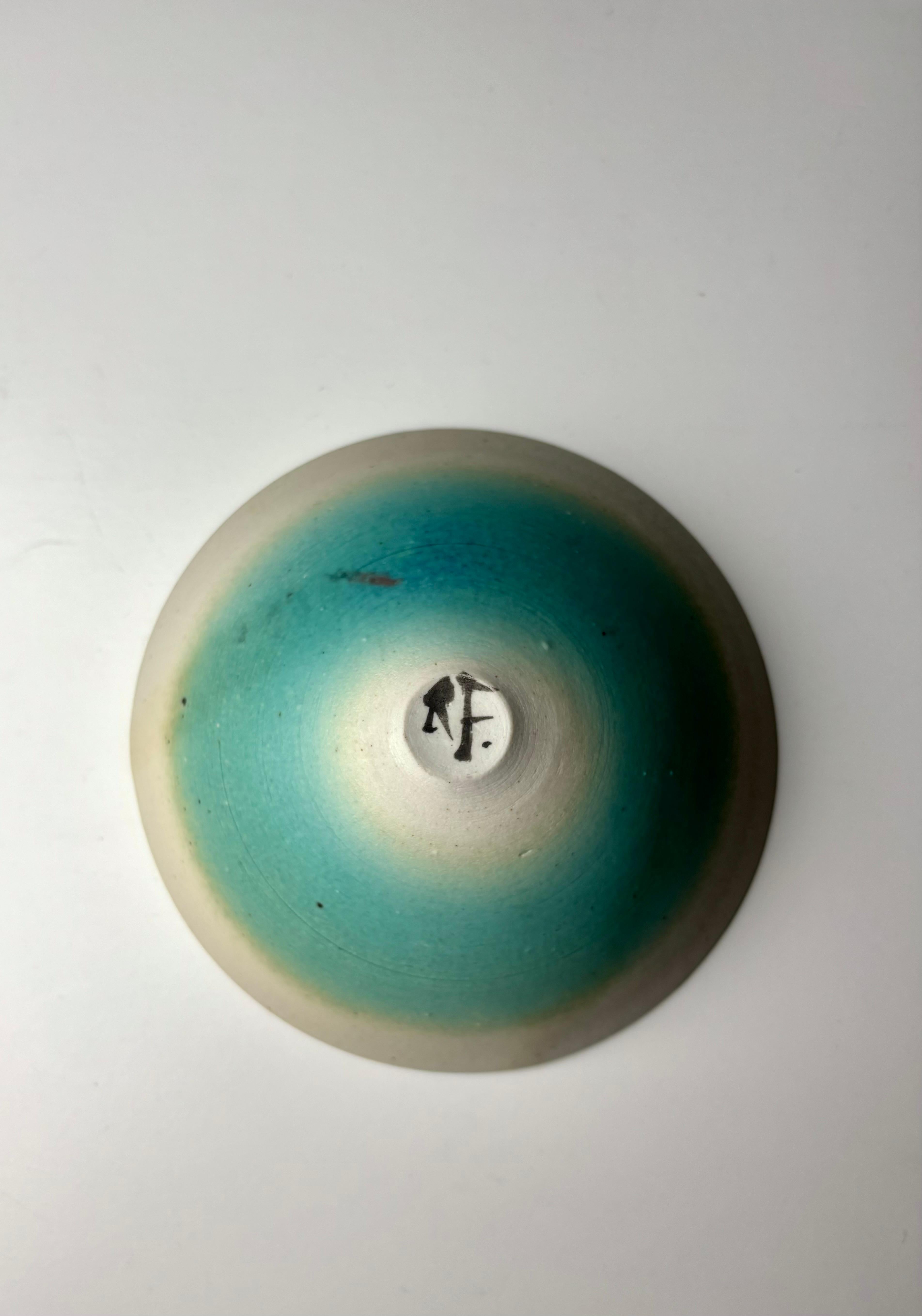 Céramique Bol scandinave contemporain en céramique Aqua Bowl en vente