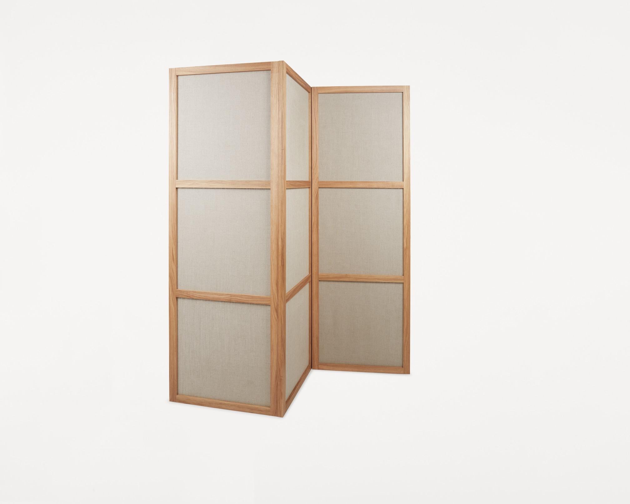 FRAMA Divisorio per ambienti con cornice dal design scandinavo a tre pannelli Wood Wood e tessuto In condizioni Nuovo in vendita a Copenhagen, DK