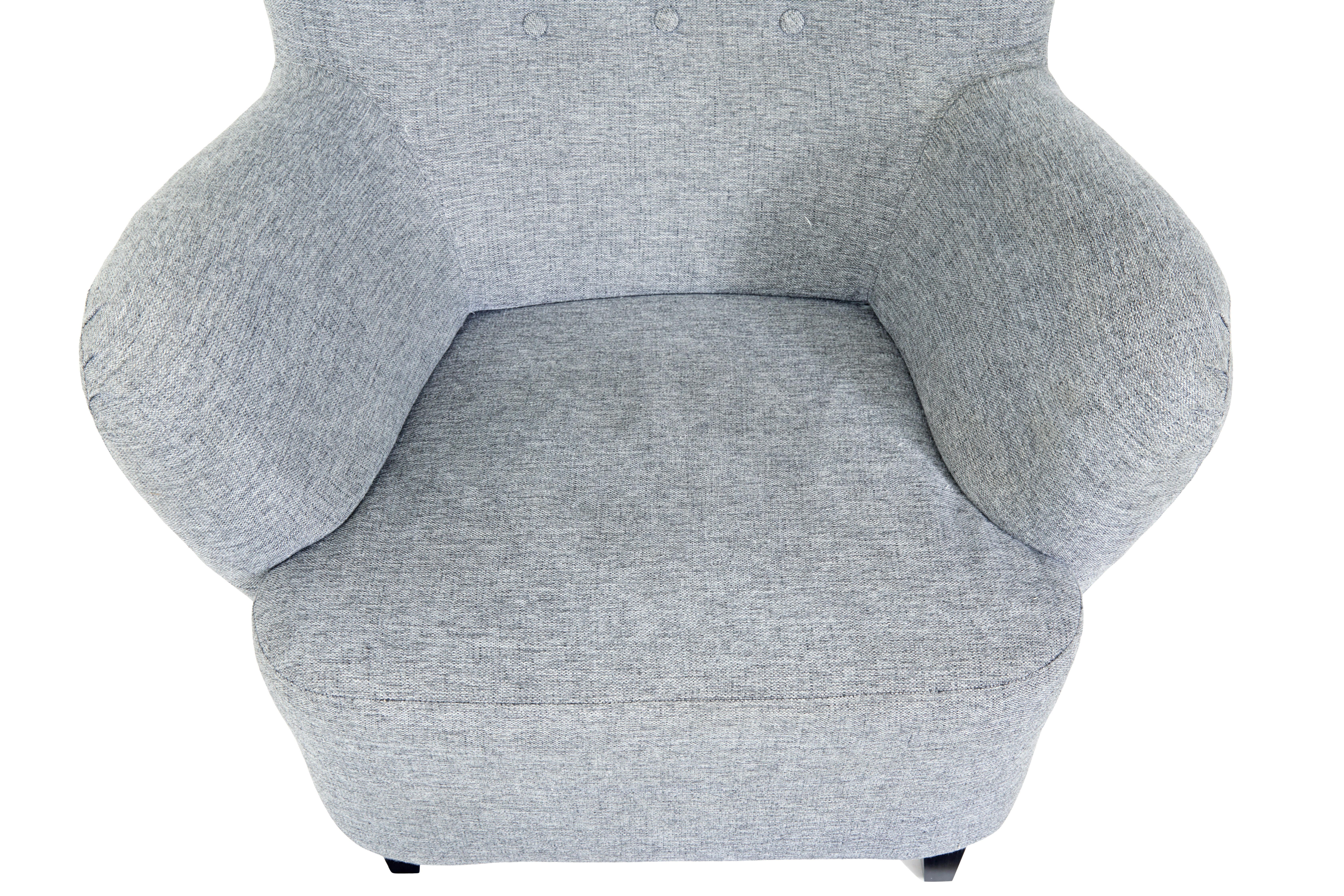 Sillón de gracia escandinavo contemporáneo con taburete en Bueno estado para la venta en Debenham, Suffolk