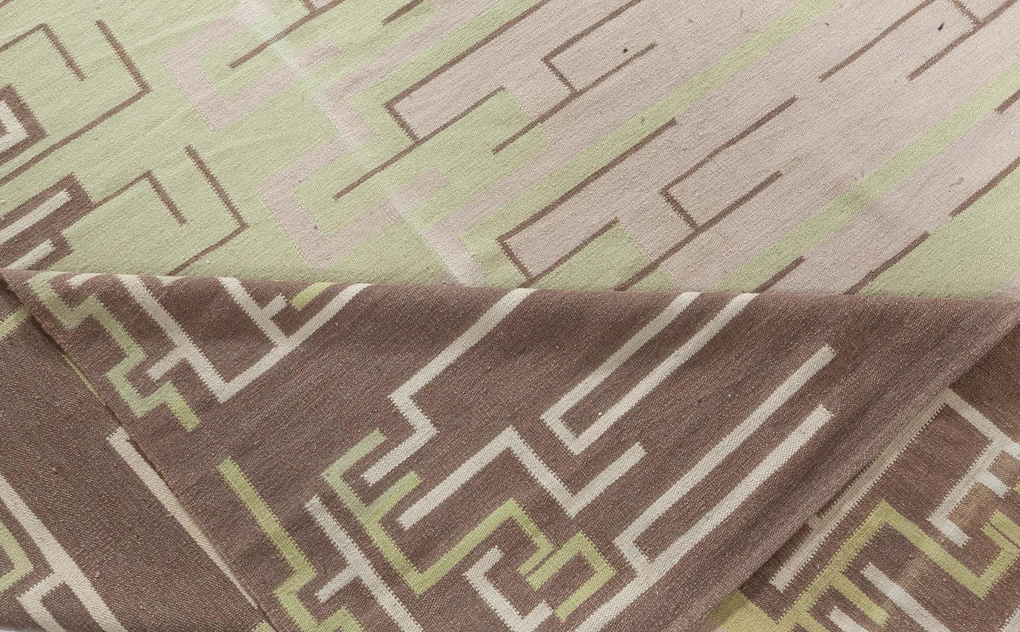 Alfombra contemporánea de estilo escandinavo hecha a mano por Doris Leslie Blau en Nuevo estado para la venta en New York, NY