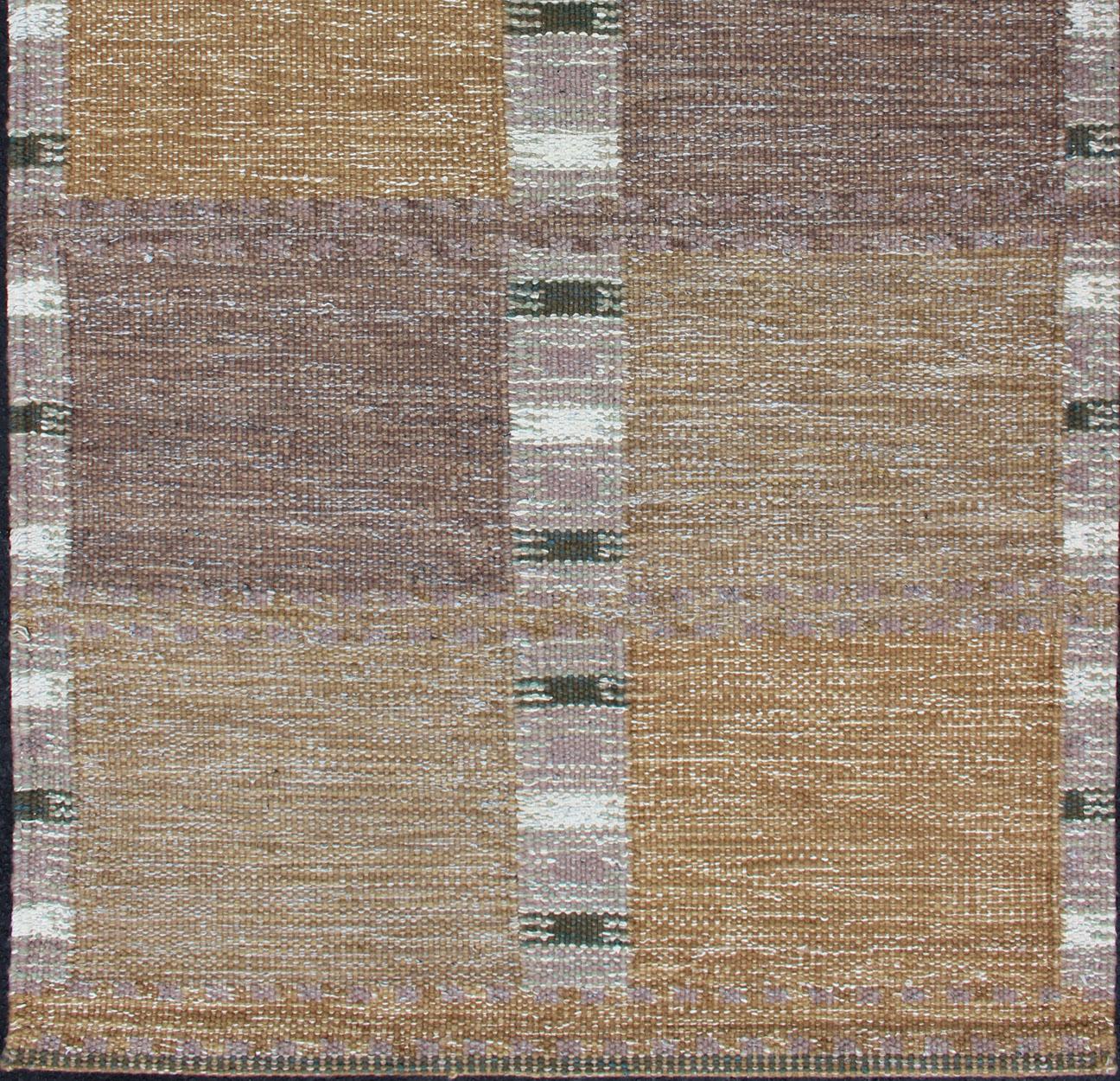 Keivan Woven Arts Contemporary Scandinavian Swedish design Kilim rug with modern design in tones of browns to tan. rug RJK-23274-SHB-022-G, country of origin / type: India / Scandinavian flat-weave.

This Scandinavian/Swedish flat-weave is inspired