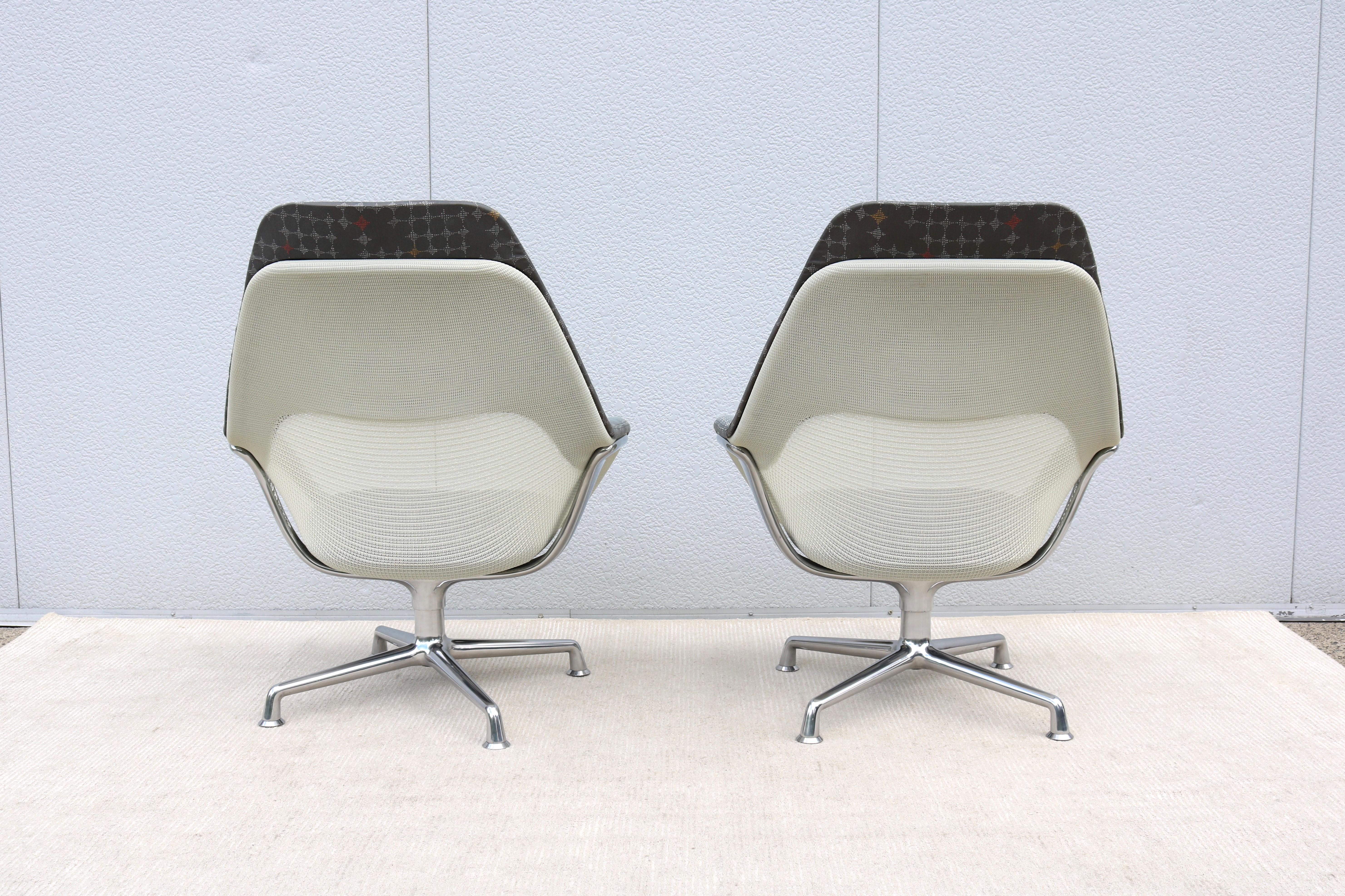 Contemporary Scott Wilson für Coalesse SW_1 Grauer Hochlehner-Lounge-Drehstuhl im Angebot 2